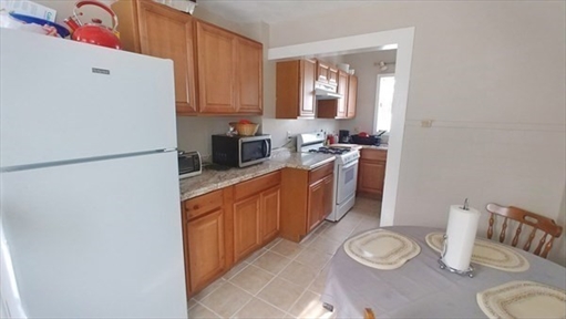 41-43 Trull St., Apt 2