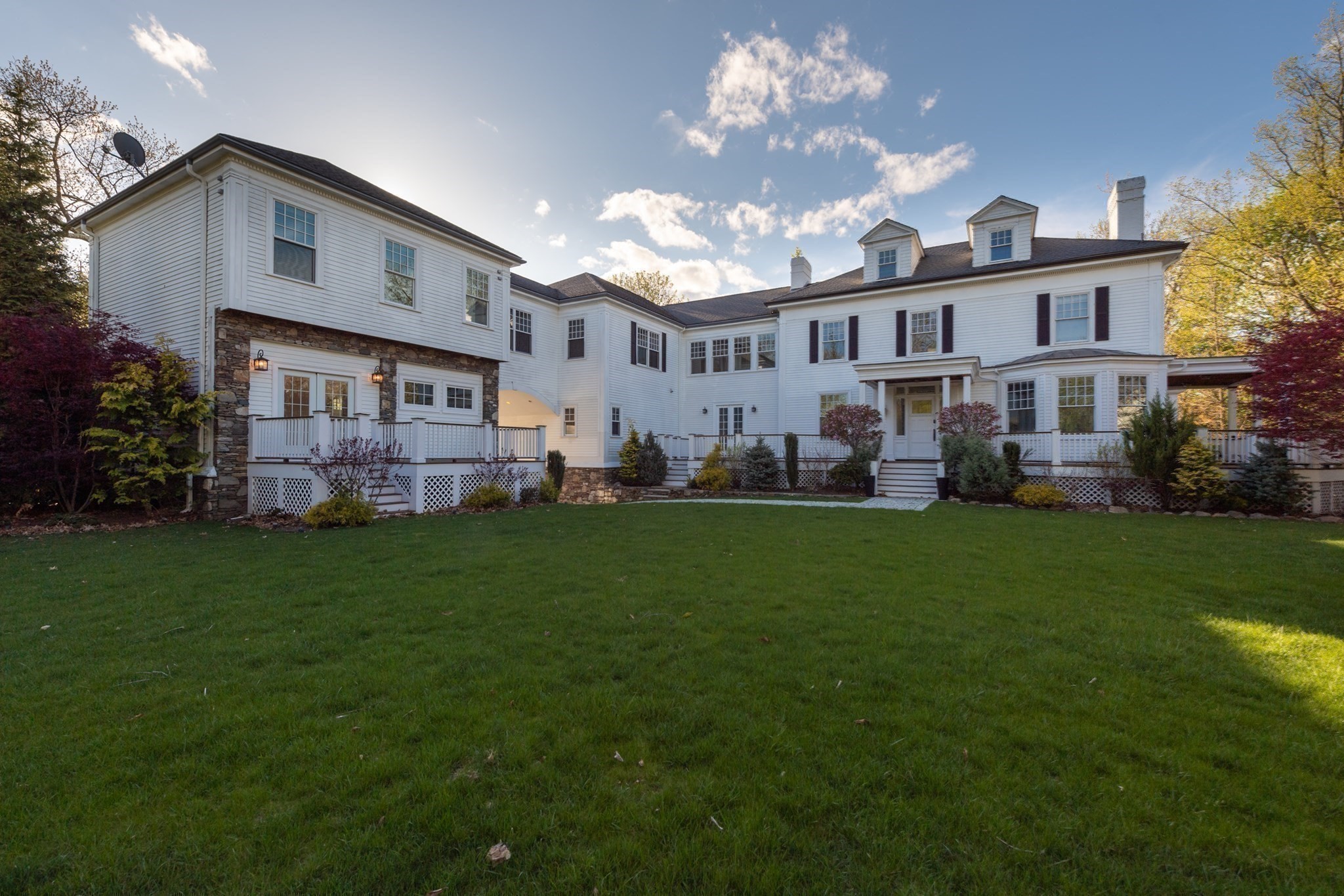 wellesley - #73357632
