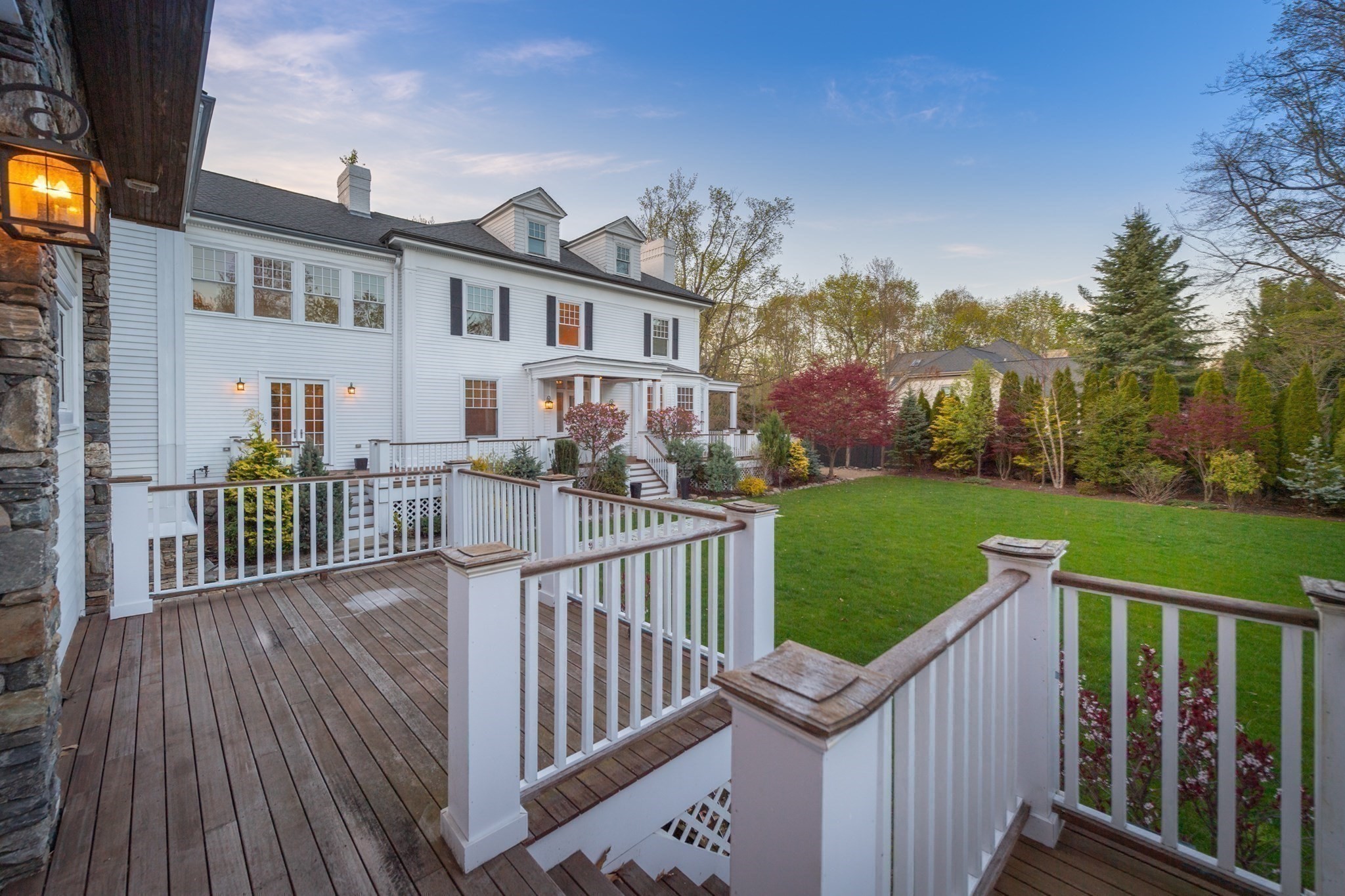 wellesley - #73357632
