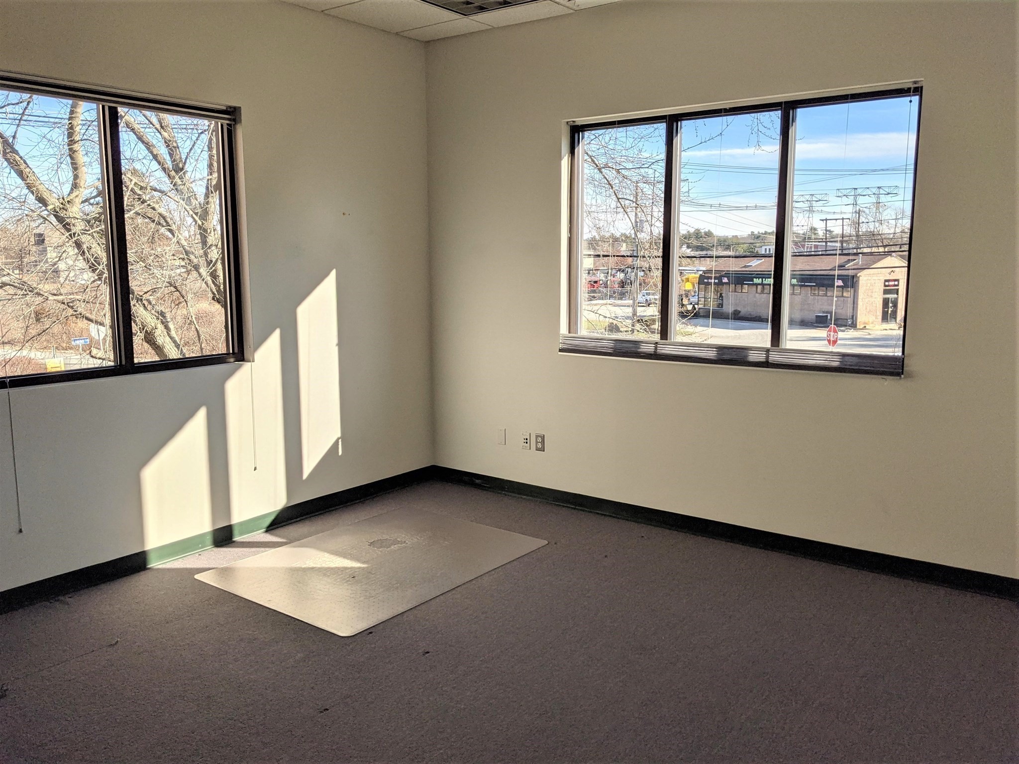 890 East St, Tewksbury, MA 01876 - Image 10