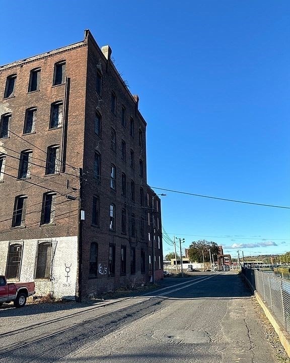 holyoke - #73359108