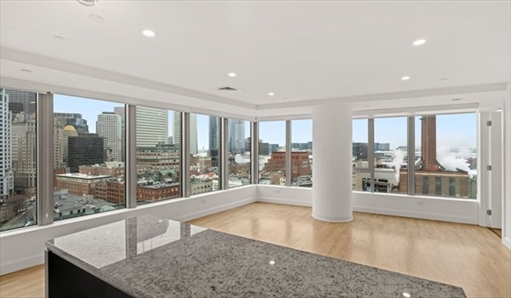 99 Kneeland St, Apt 2106