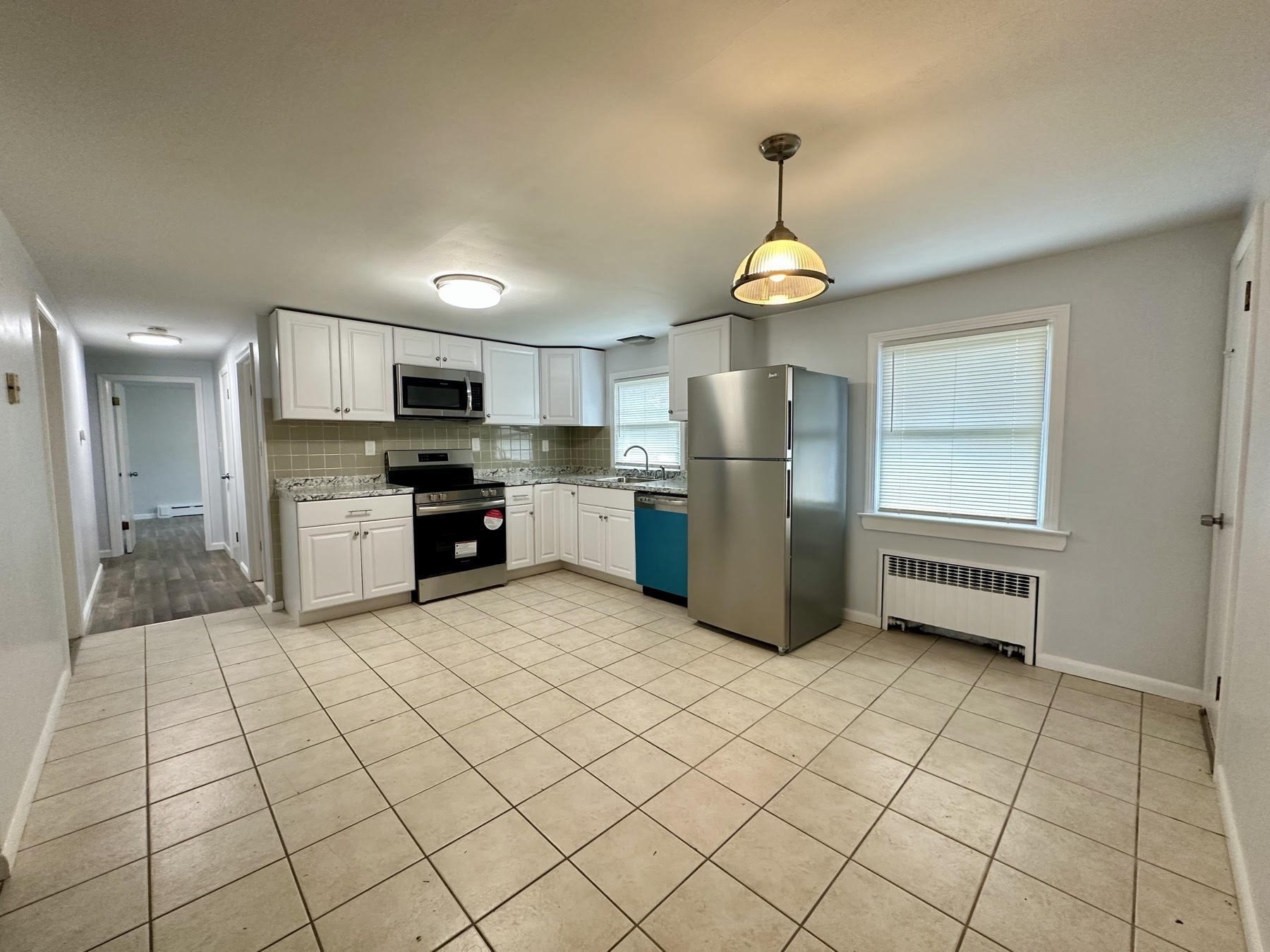 137 Carroll St, Springfield, MA 01108 - Image 2