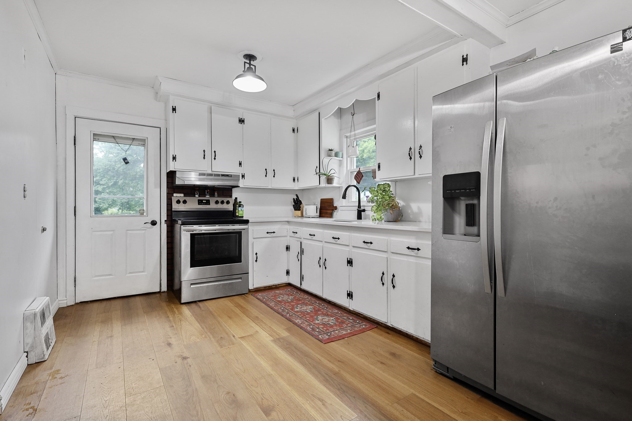 17 Pine St, Bellingham, MA 02019 - Image 2