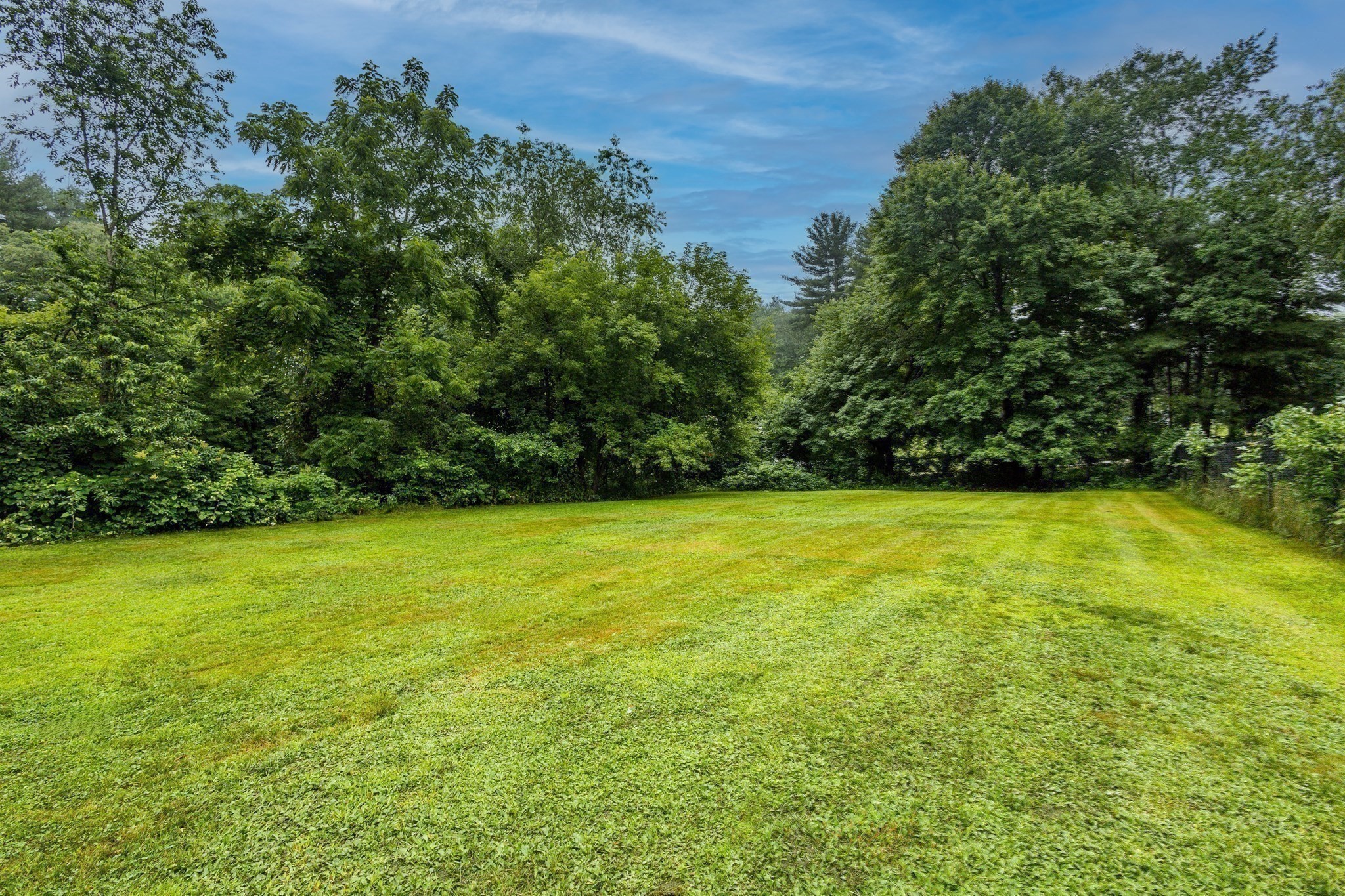 17 Pine St, Bellingham, MA 02019 - Image 17