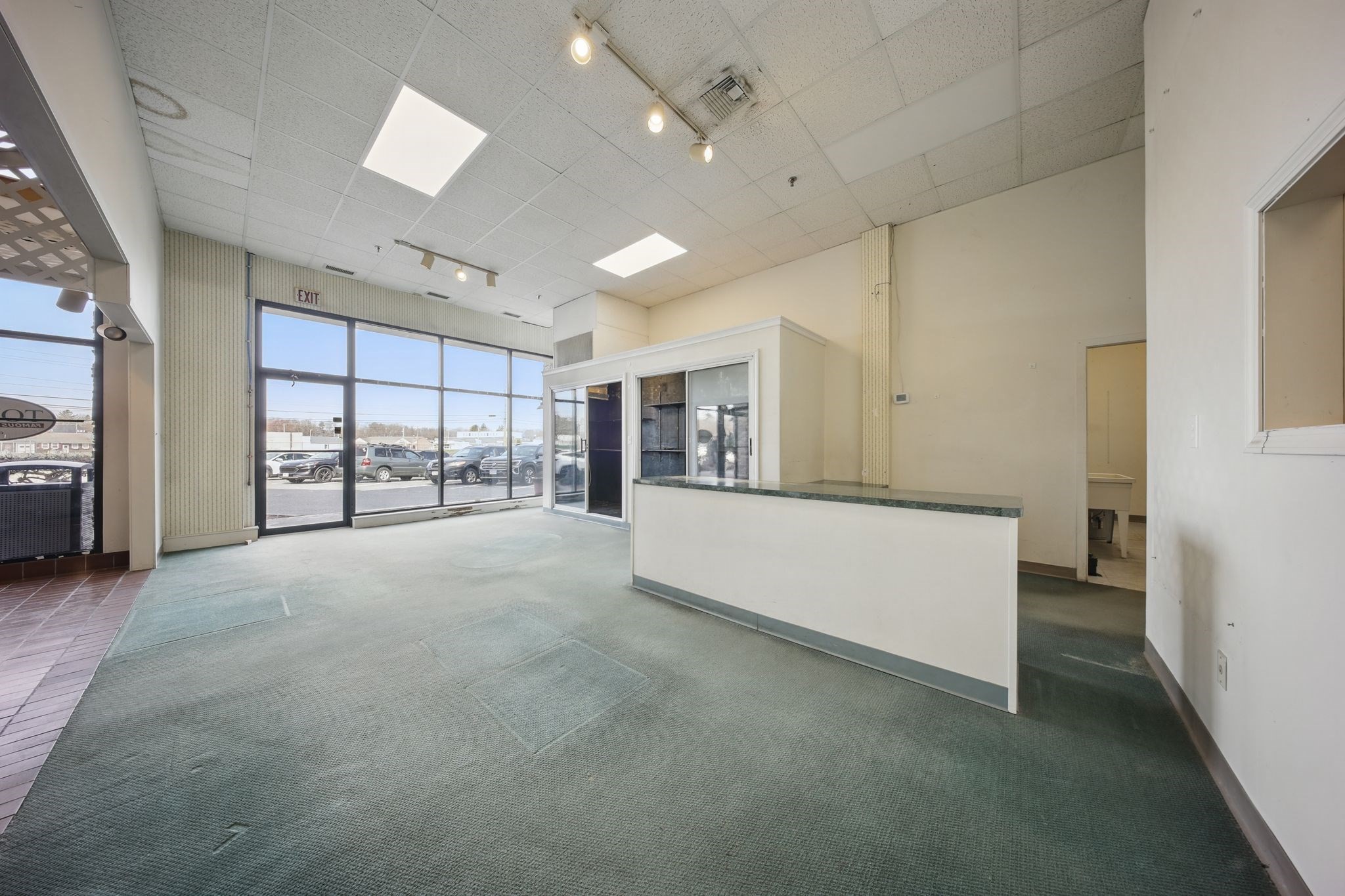 60 Shaker Rd, East Longmeadow, MA 01028 - Image 8