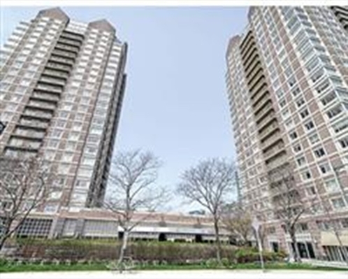 8 Museum Way, Apt 606