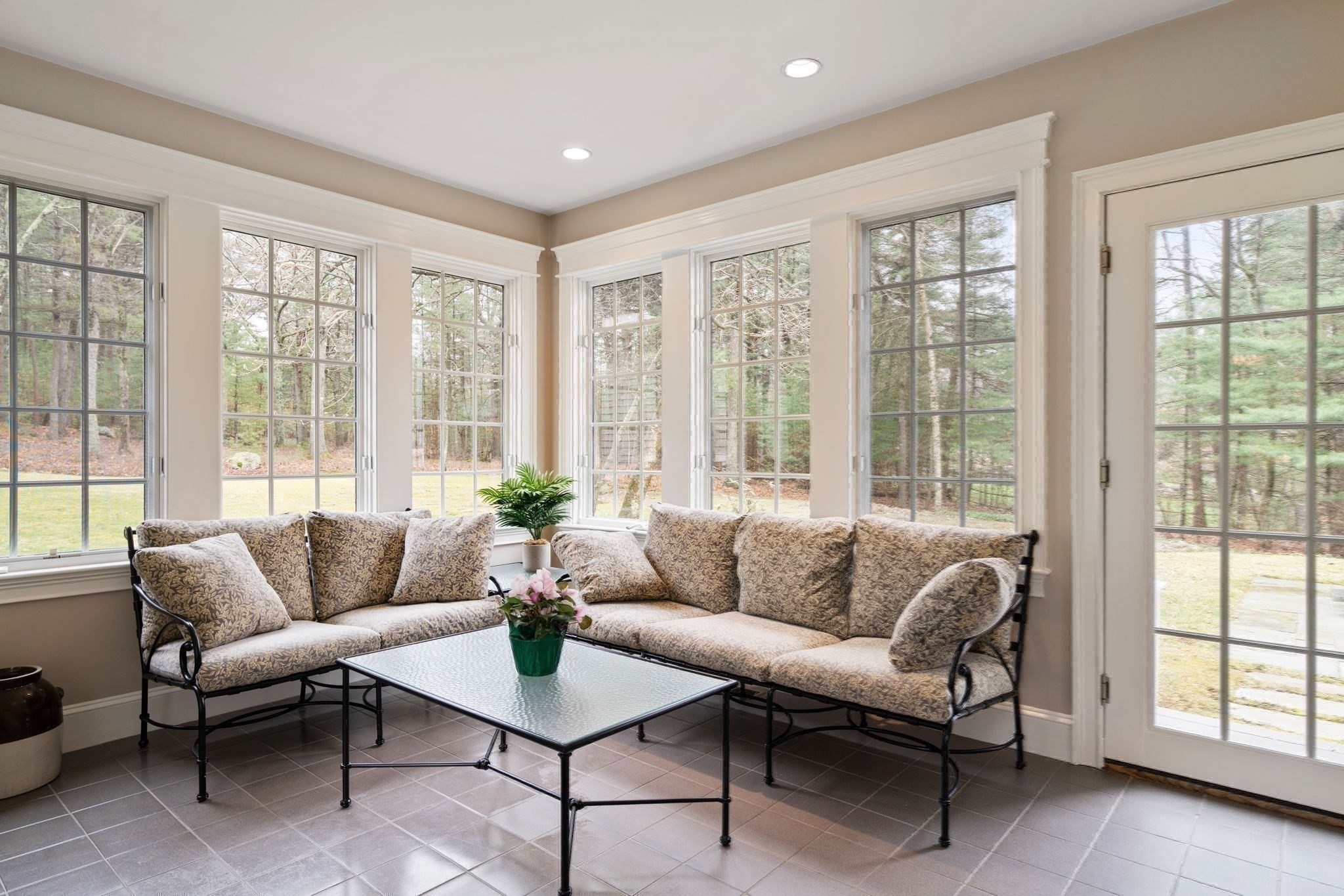 5 Powissett St, Dover, MA 02030