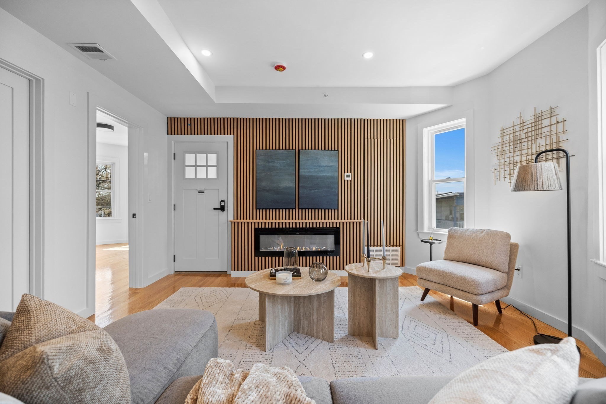 33 Kenberma Road Unit 3, Dorchester, Boston, MA 02124 - Image 2