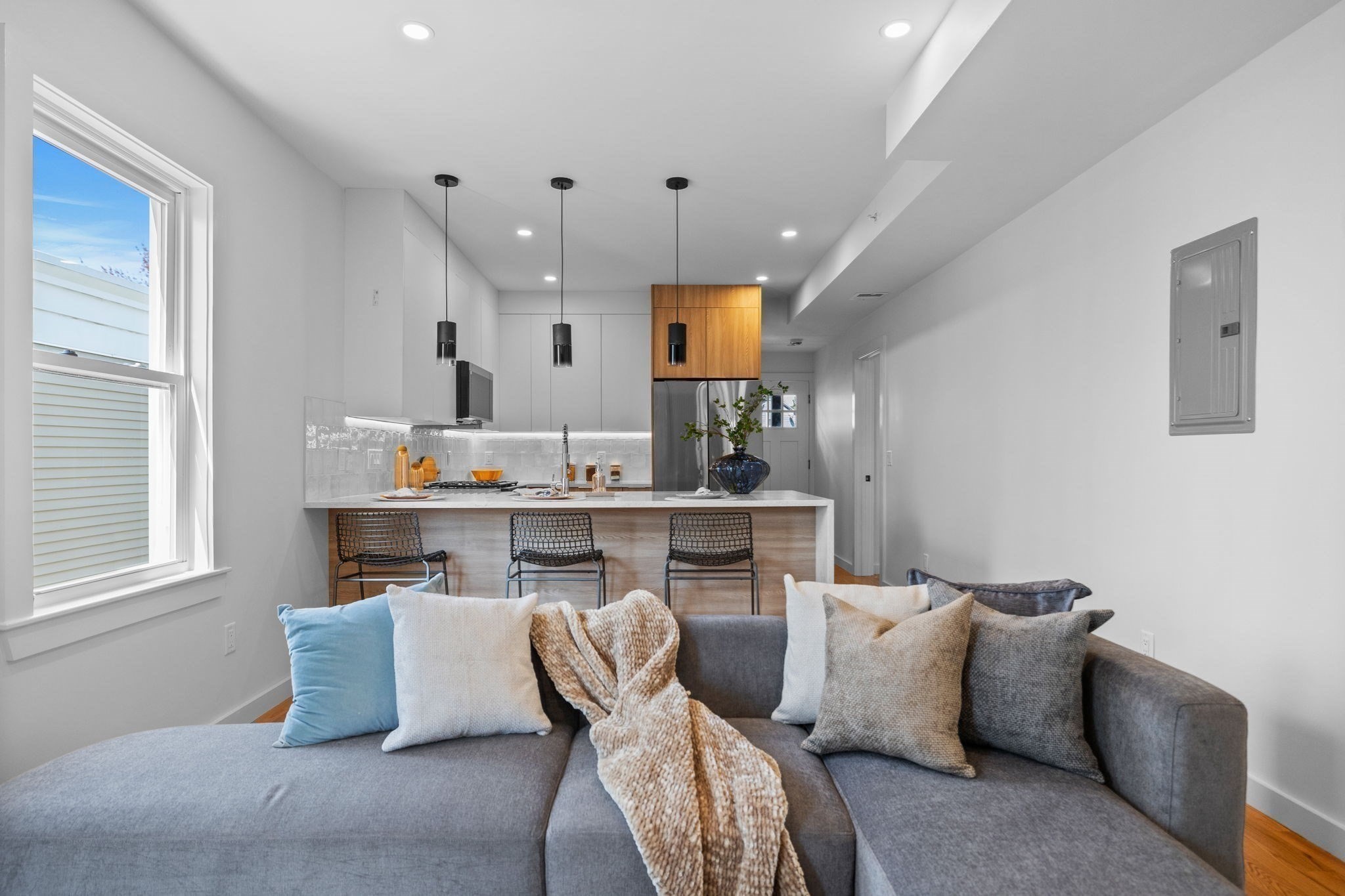 33 Kenberma Road Unit 3, Dorchester, Boston, MA 02124 - Image 8