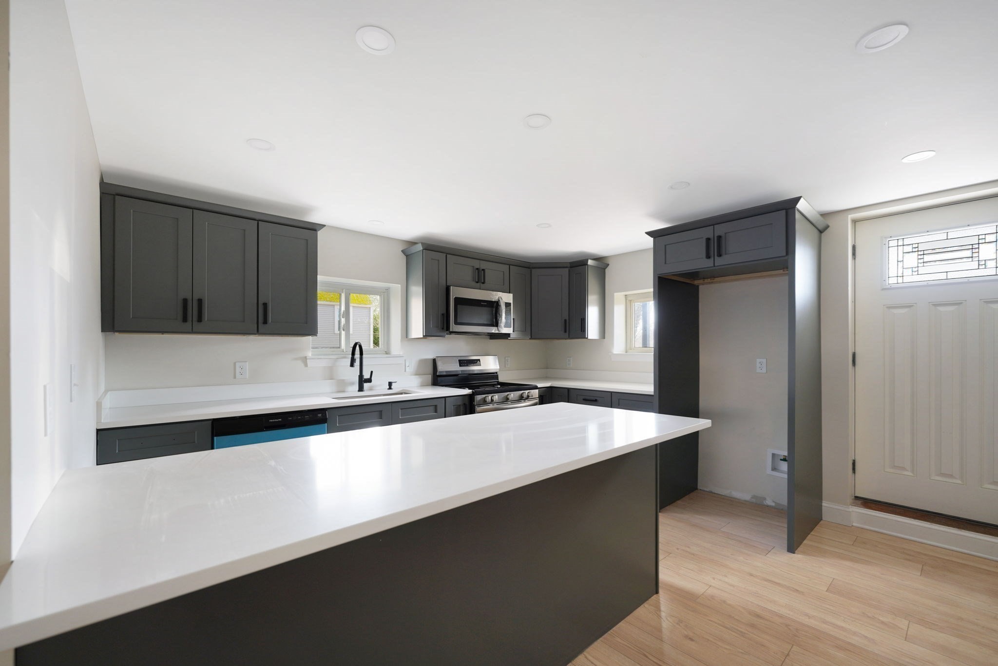 new-bedford - #73363065