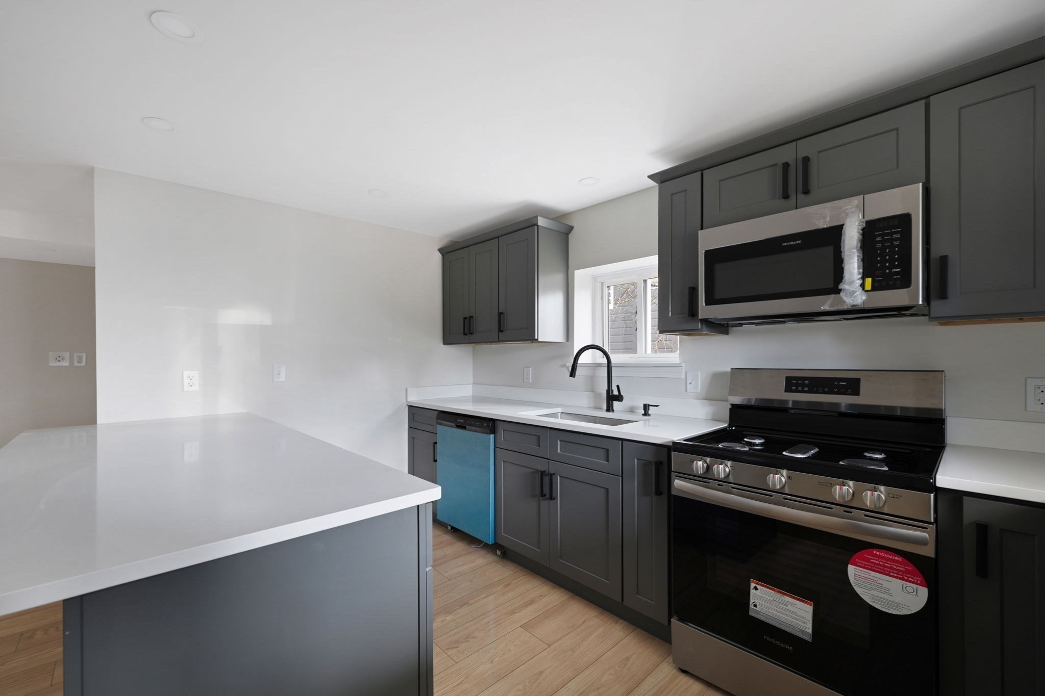new-bedford - #73363065