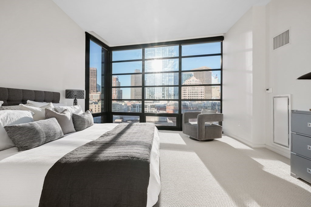 downtown - #73363171