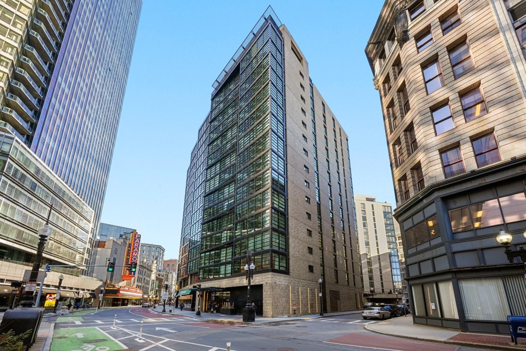 downtown - #73363171