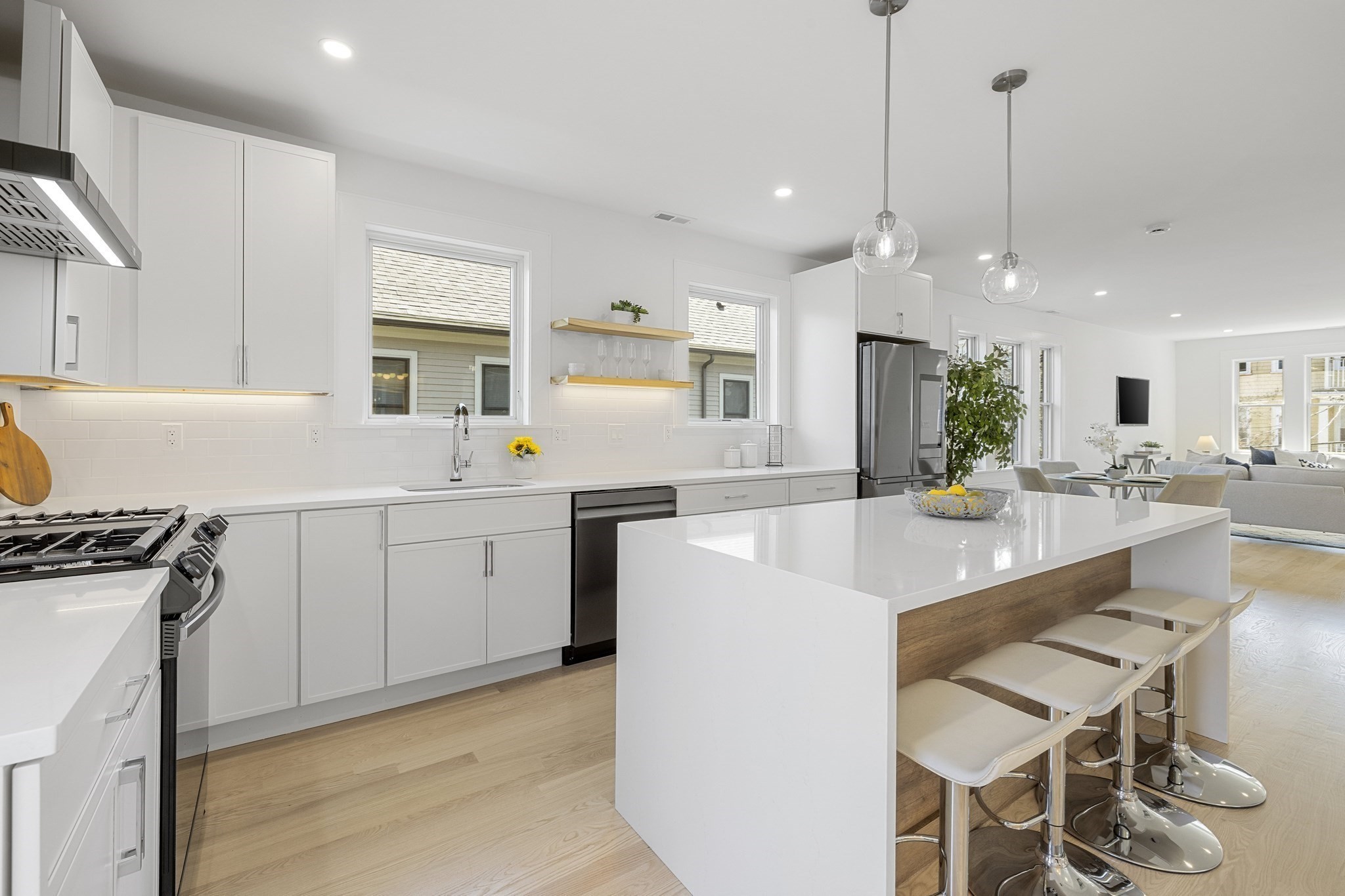 39 Seven Pines Ave Unit 39, Cambridge, MA 02140