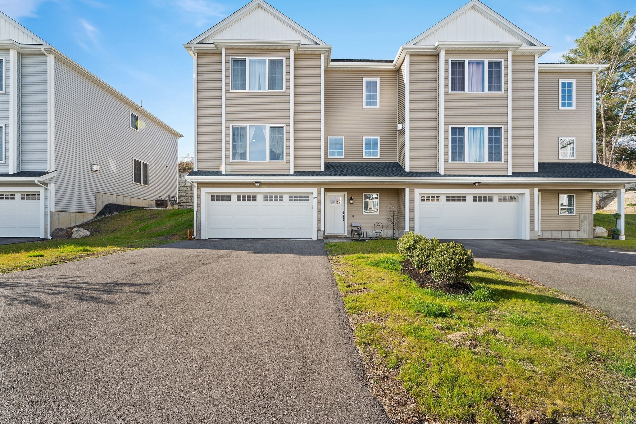 uxbridge - #73364218