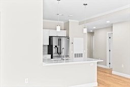 milton - #73364525