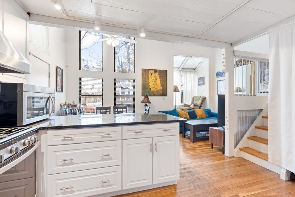42 Valentine St Unit 1, Cambridge, MA 02139