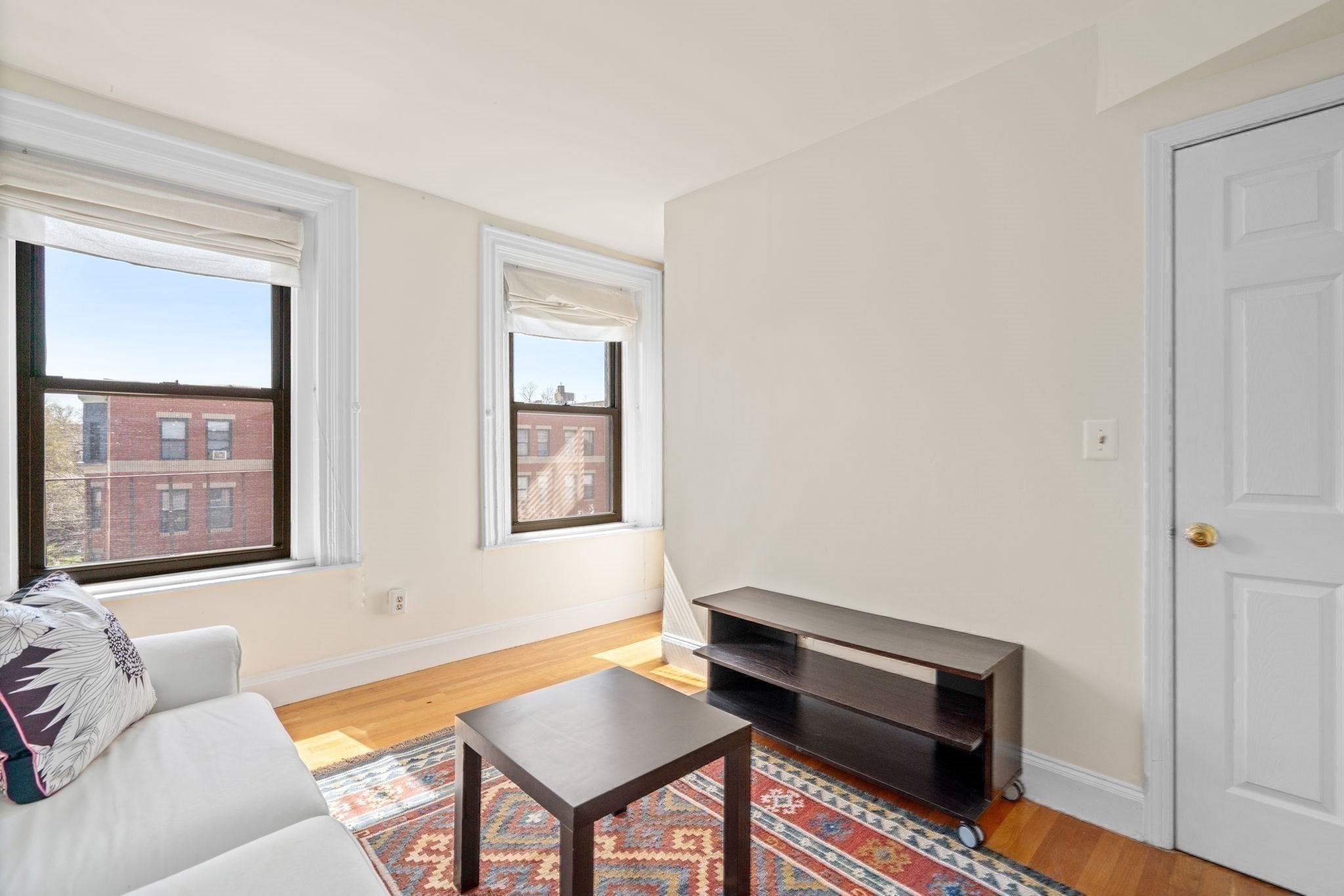 roxbury - #73364804