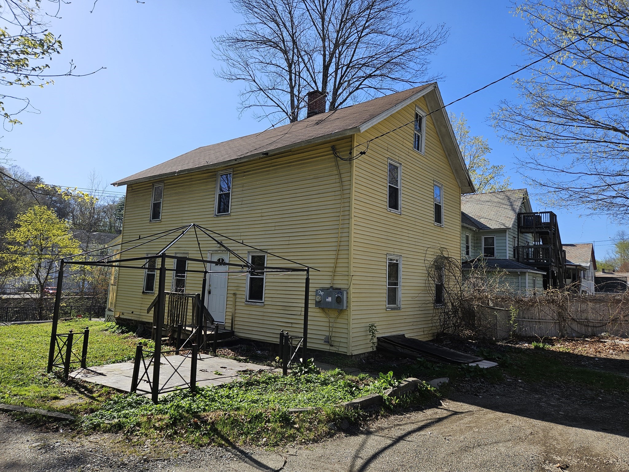 227 Deerfield St, Greenfield, MA 01301 - Image 3
