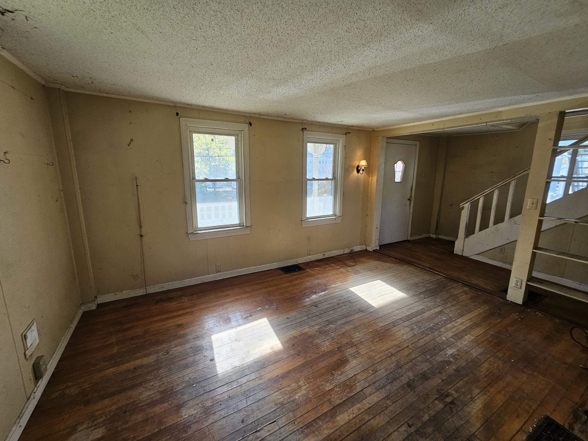227 Deerfield St, Greenfield, MA 01301 - Image 4