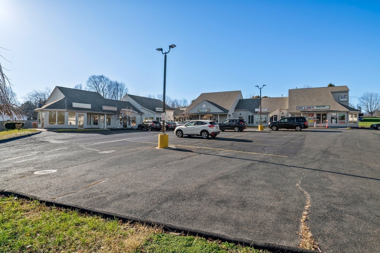 343 N Westfield St, Agawam, MA 01030 - Image 4