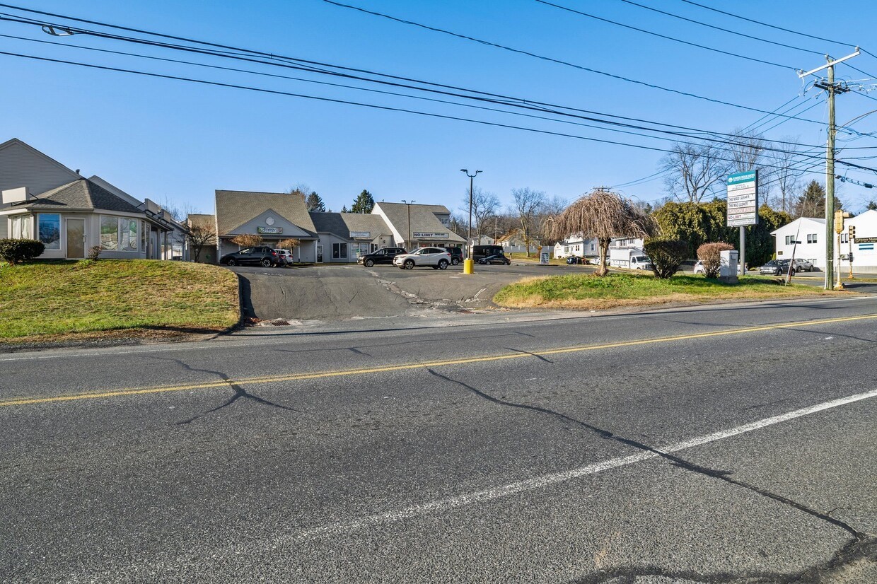 343 N Westfield St, Agawam, MA 01030 - Image 10