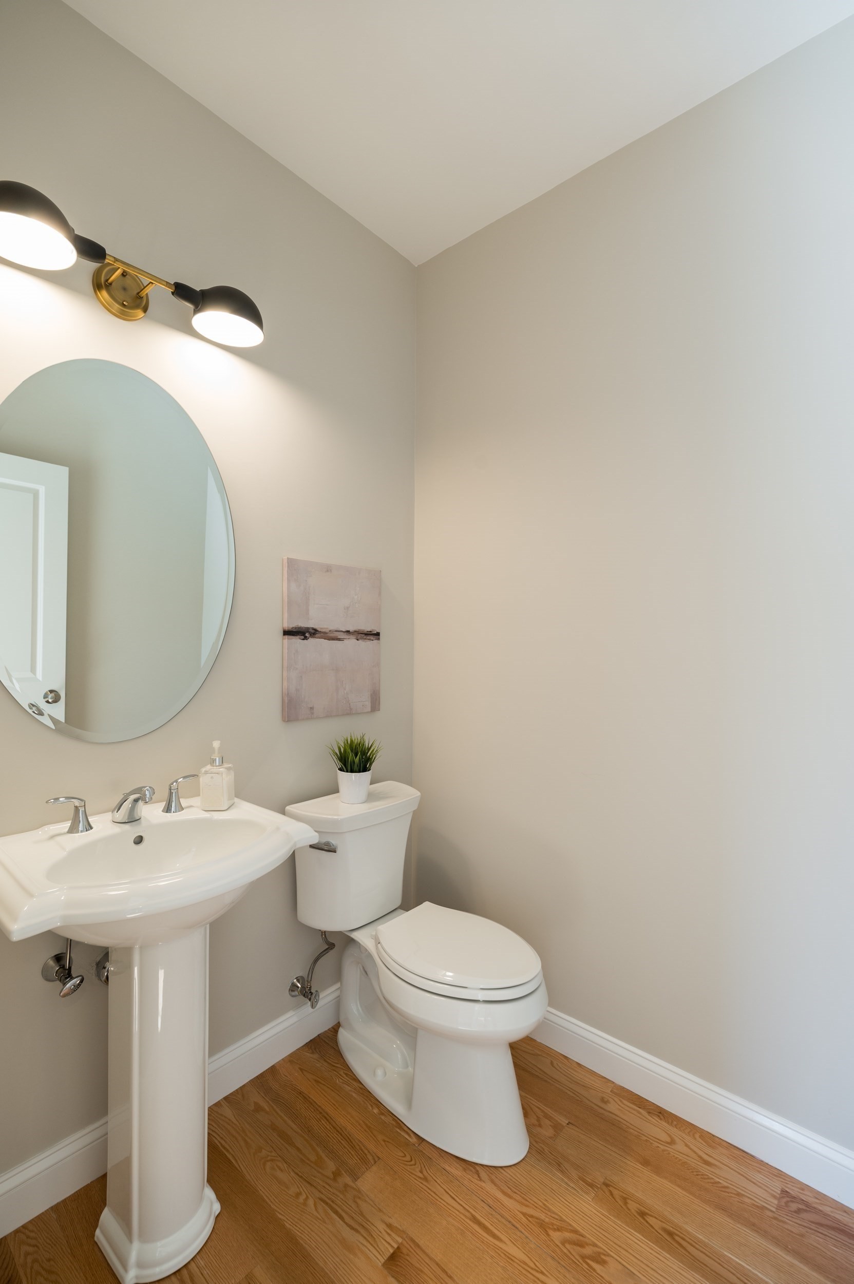 stoneham - #73365638