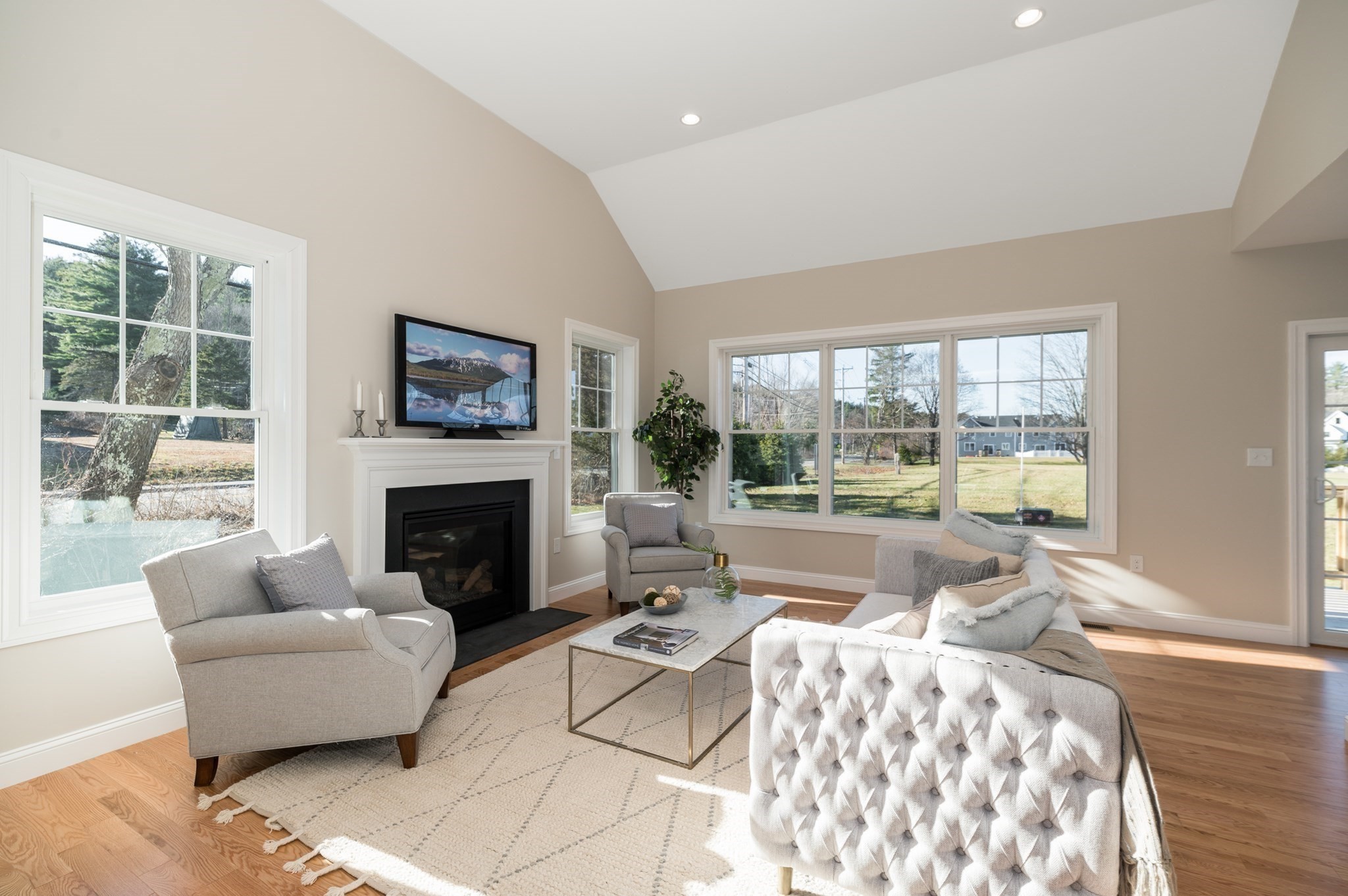 stoneham - #73365638