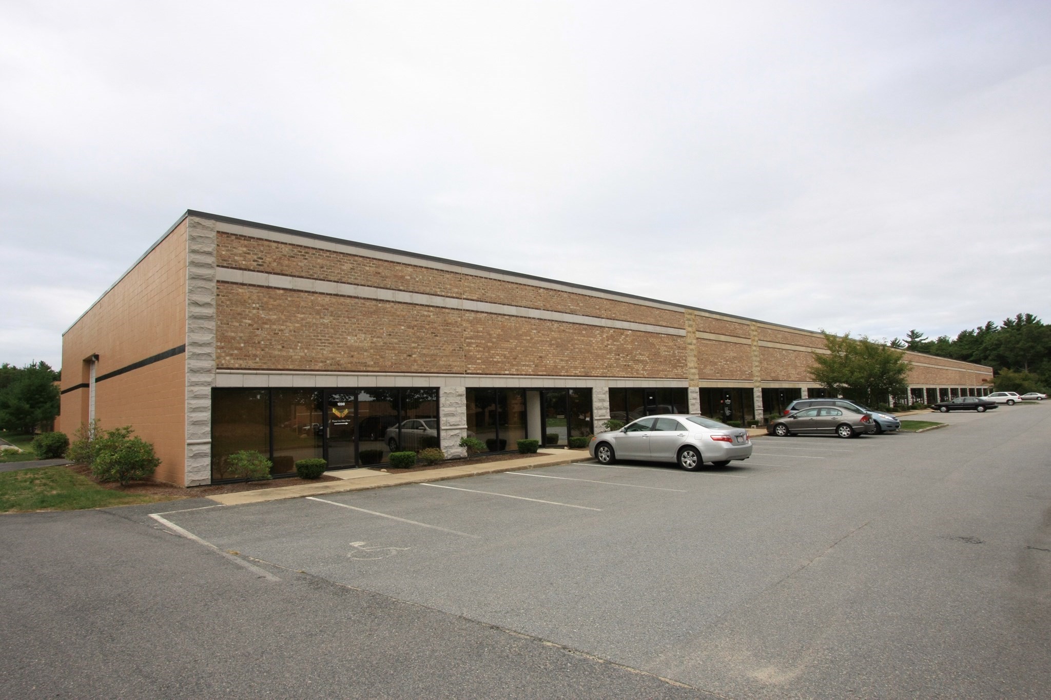 pembroke - #73365651