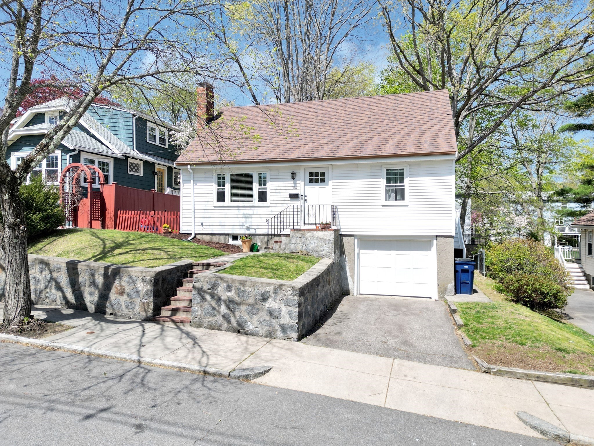104 Montclair Ave, Boston - West Roxbury, MA 02132