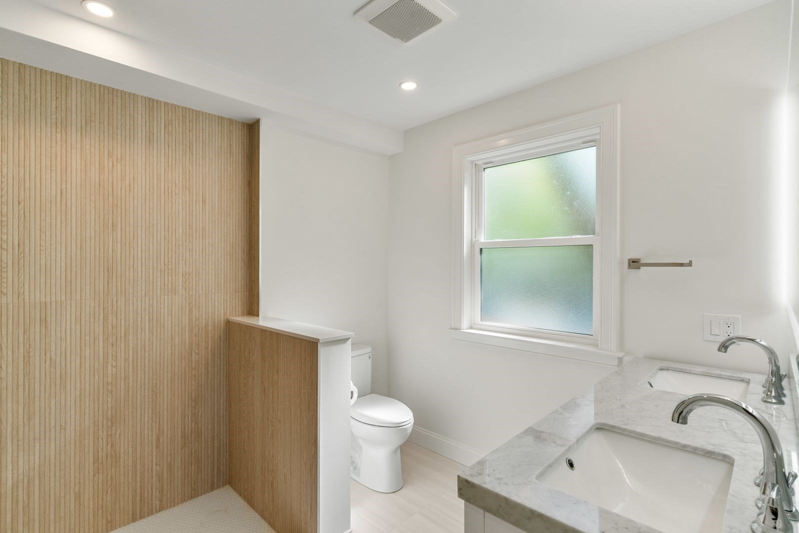 west-roxbury - #73367001