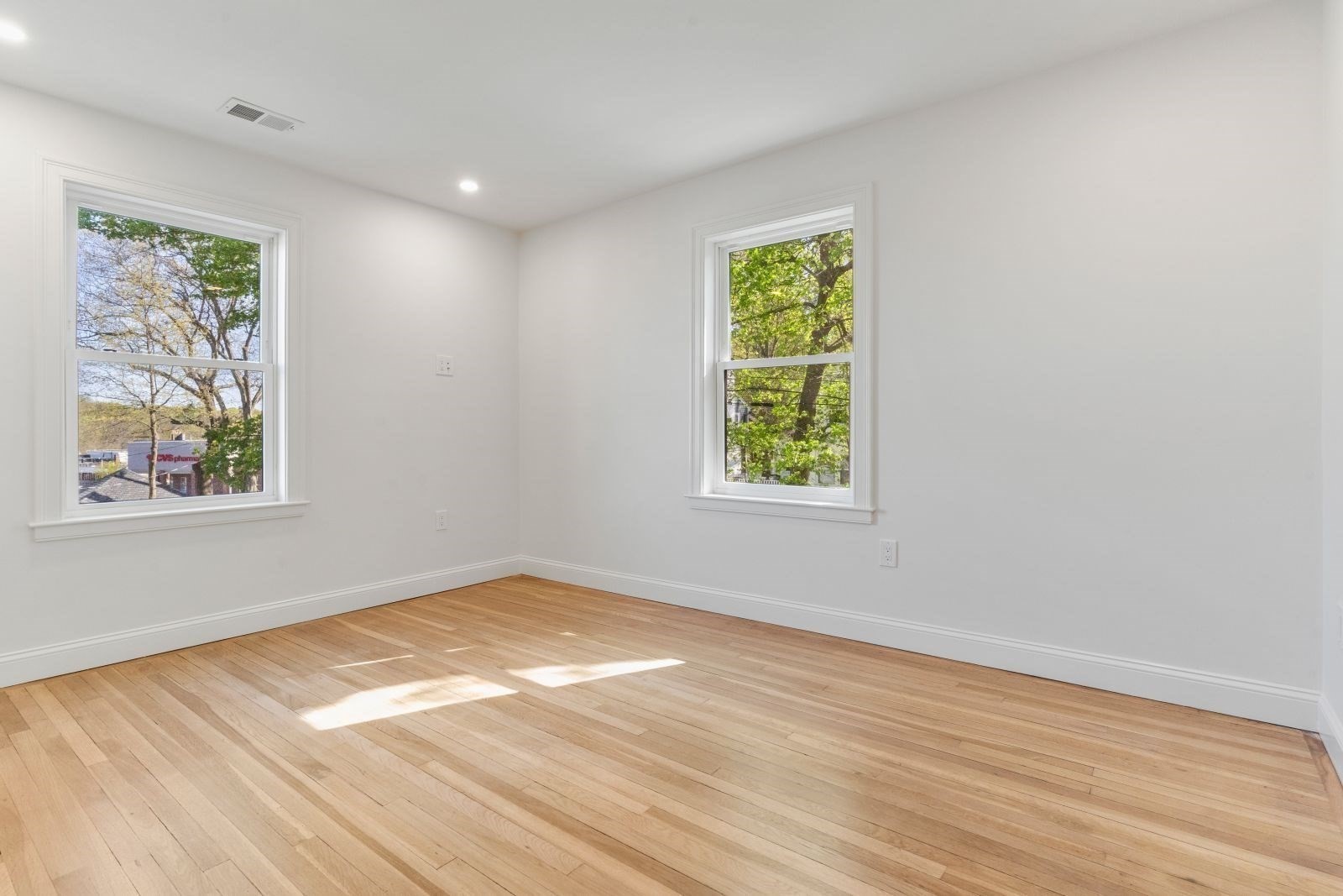 west-roxbury - #73367001