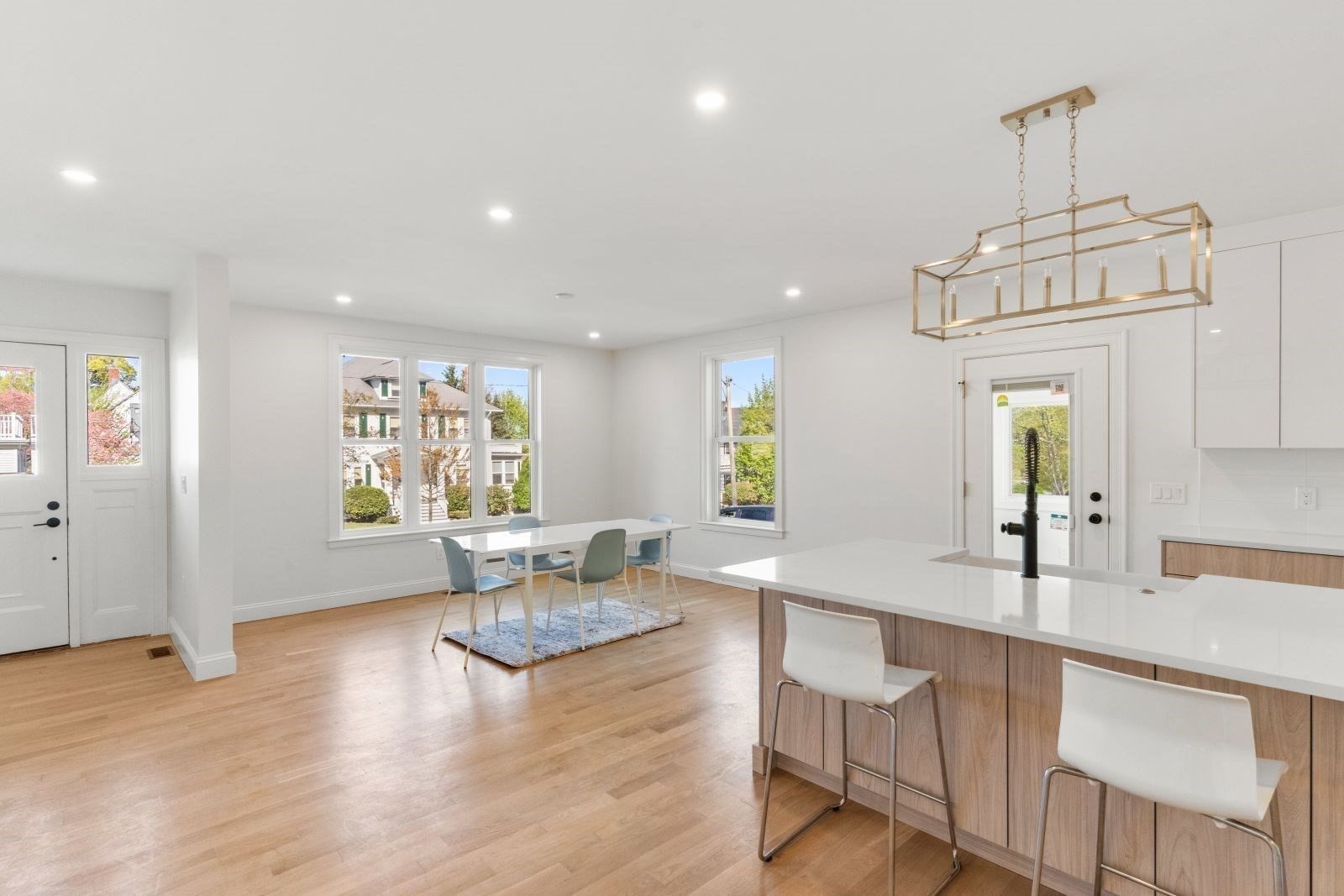 west-roxbury - #73367001