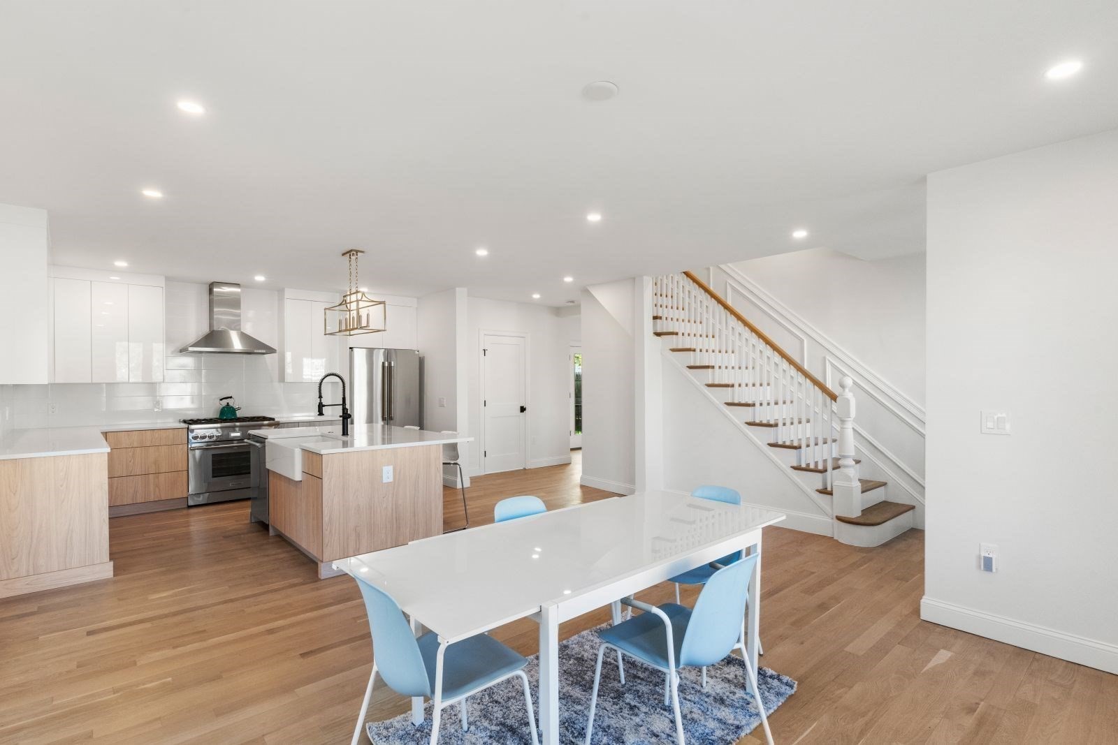 west-roxbury - #73367001