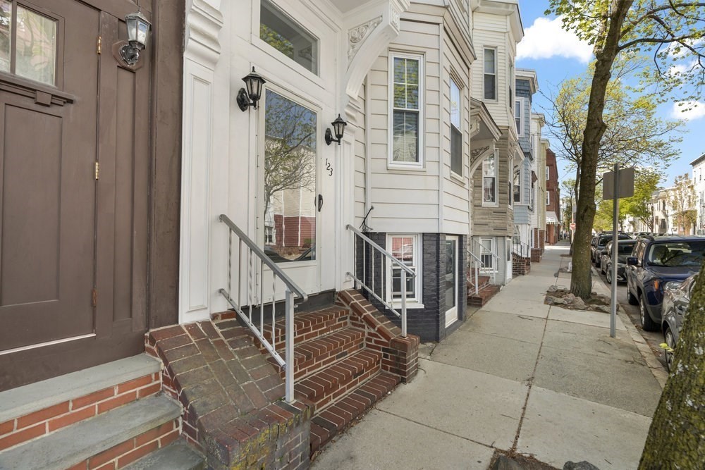 123 H Street, Boston - South Boston, MA 02127