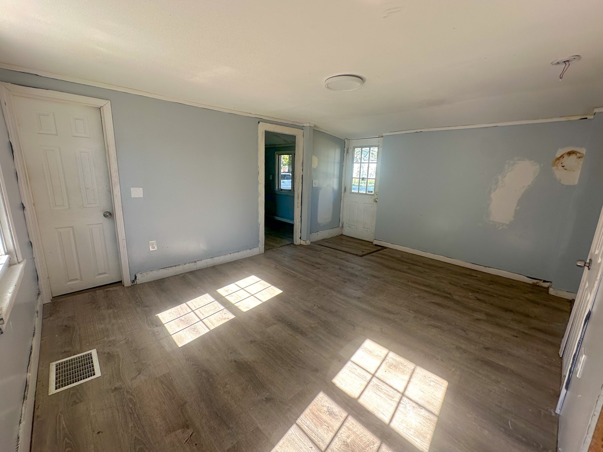 120 Hampden St, West Springfield, MA 01089 - Image 8