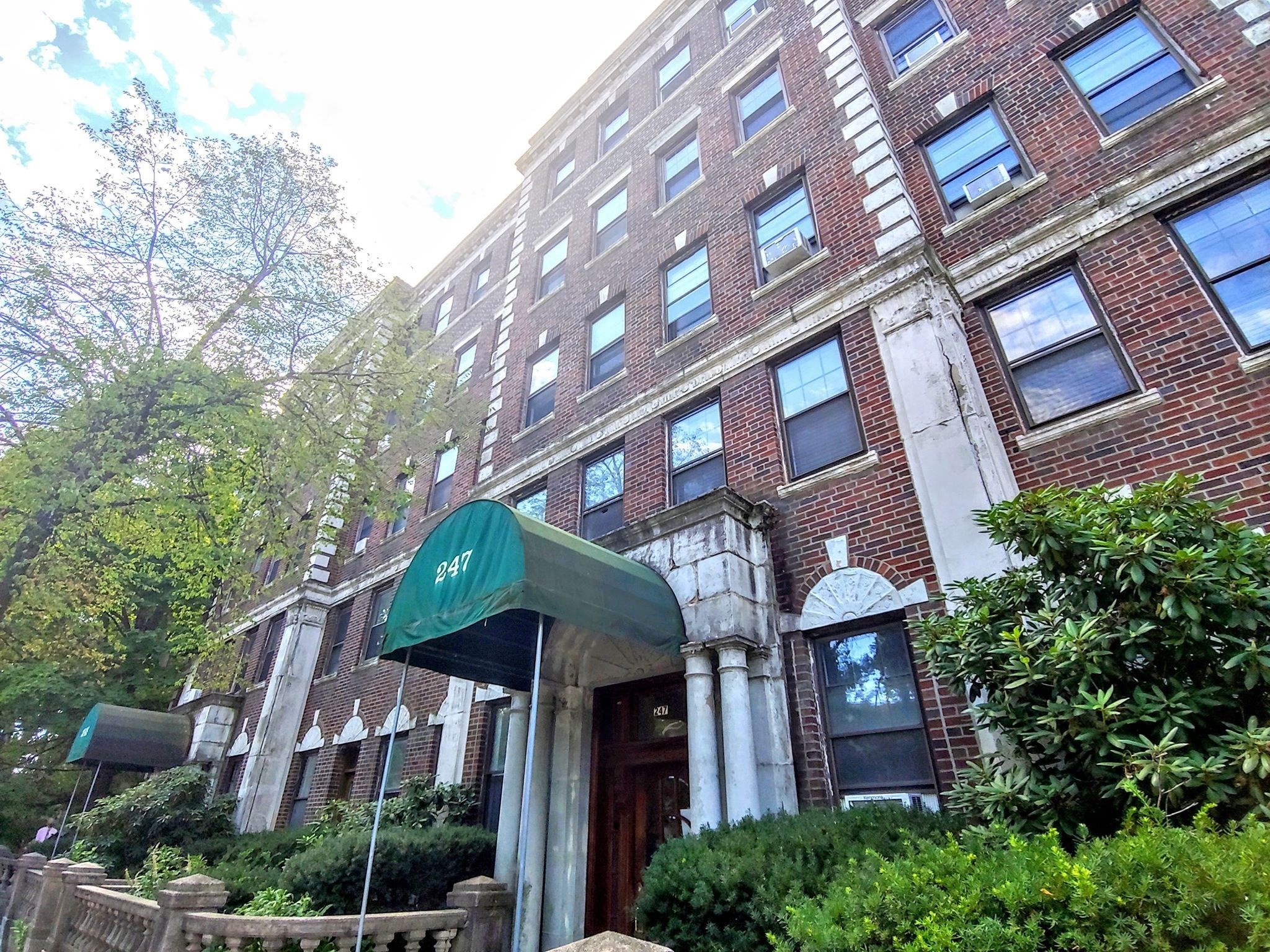 247 Chestnut Hill Ave Unit 31, Boston - Brighton, MA 02135