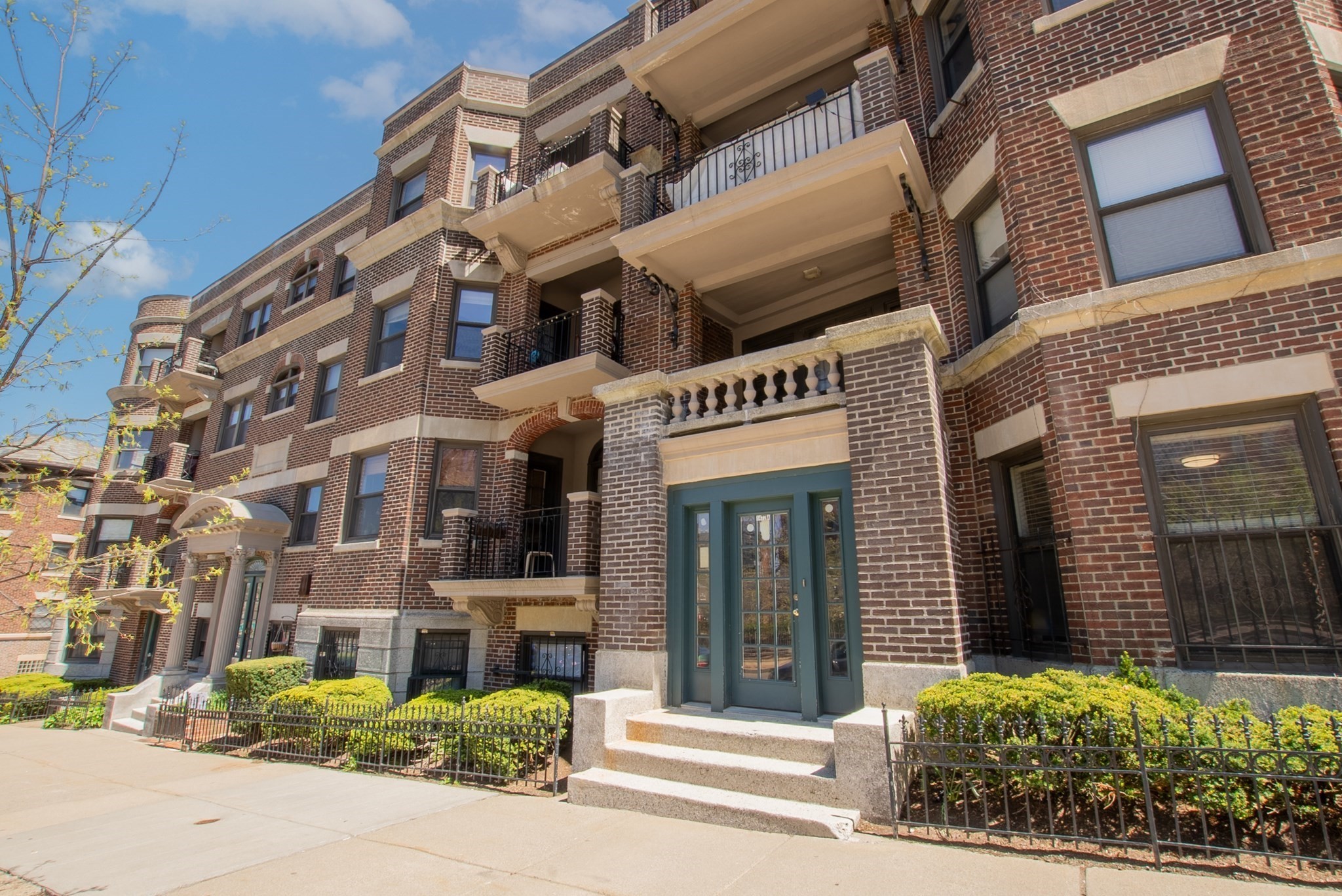 1472 Commonwealth Ave Unit A, Brighton, Boston, MA 02135