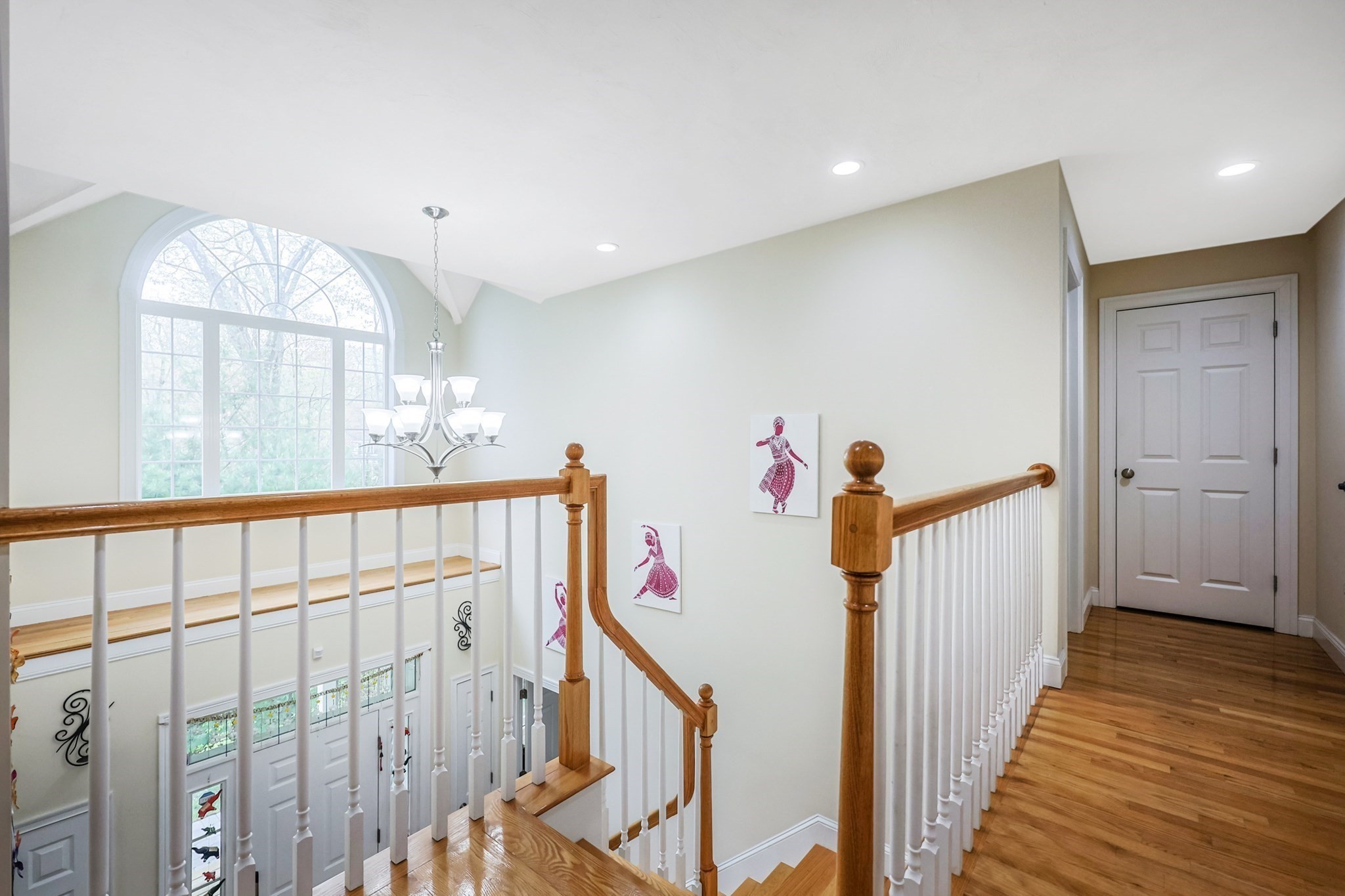 holliston - #73370071