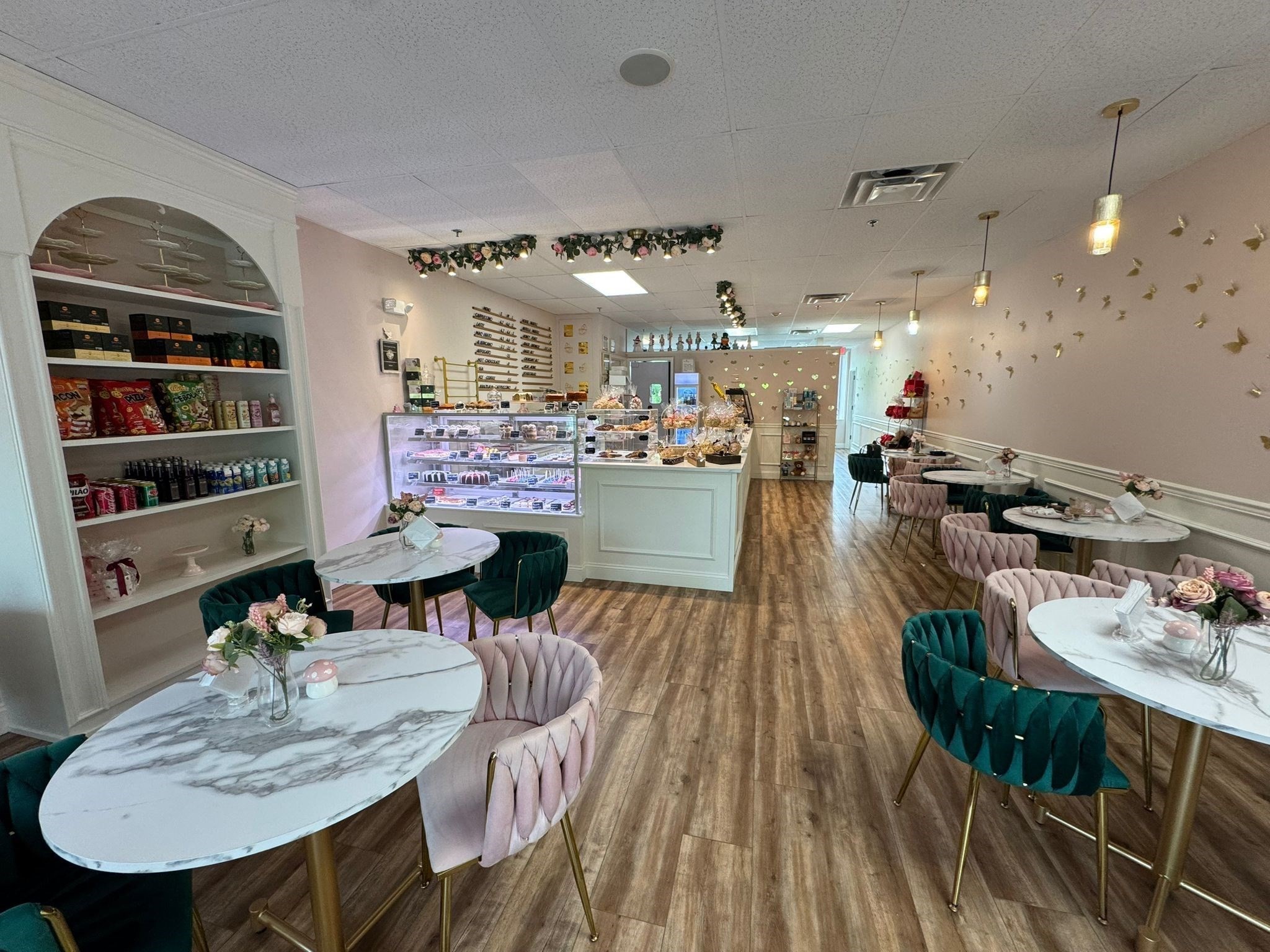 000 Confidential, North Andover, MA 01845