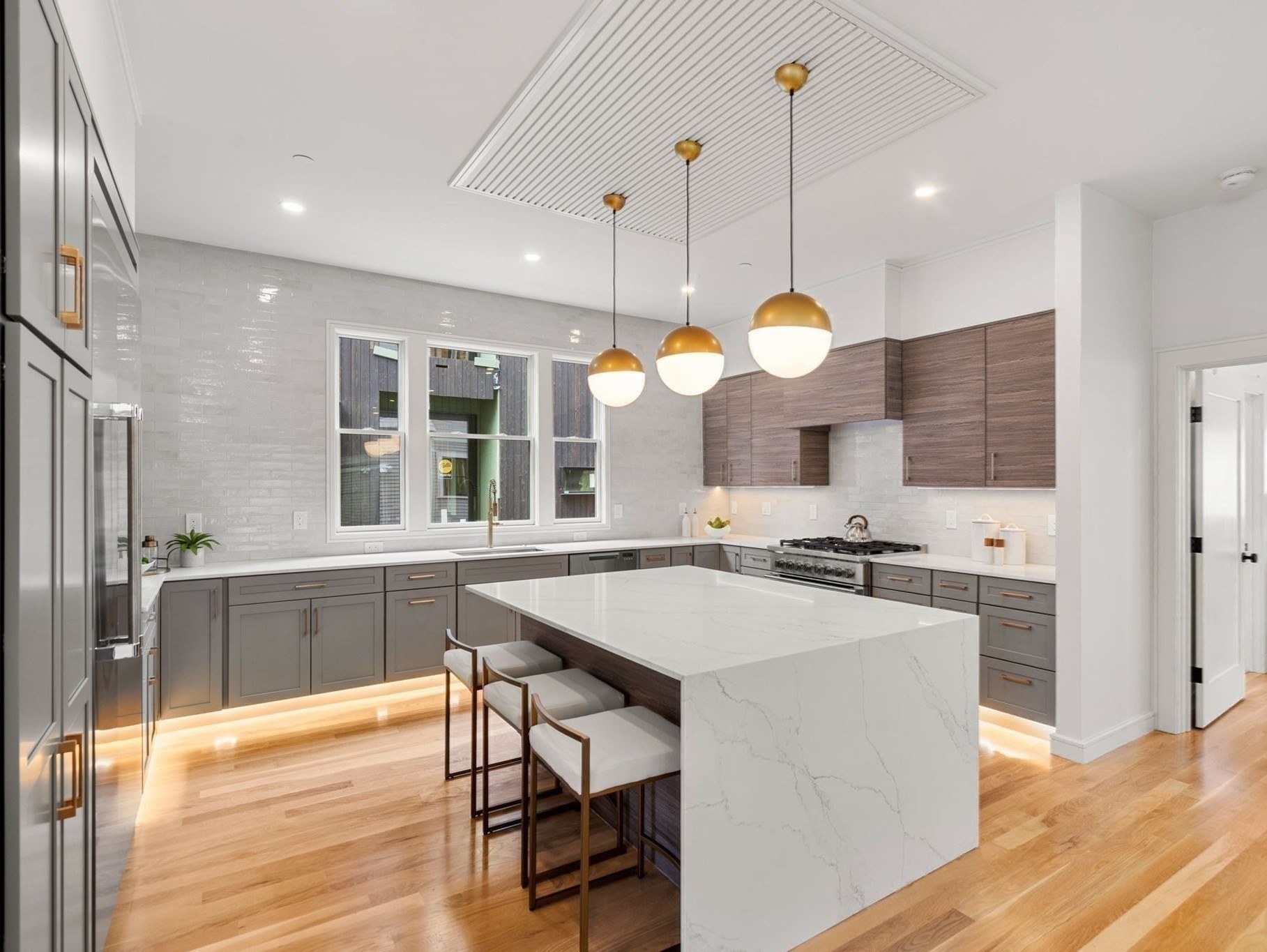 brookline - #73370658