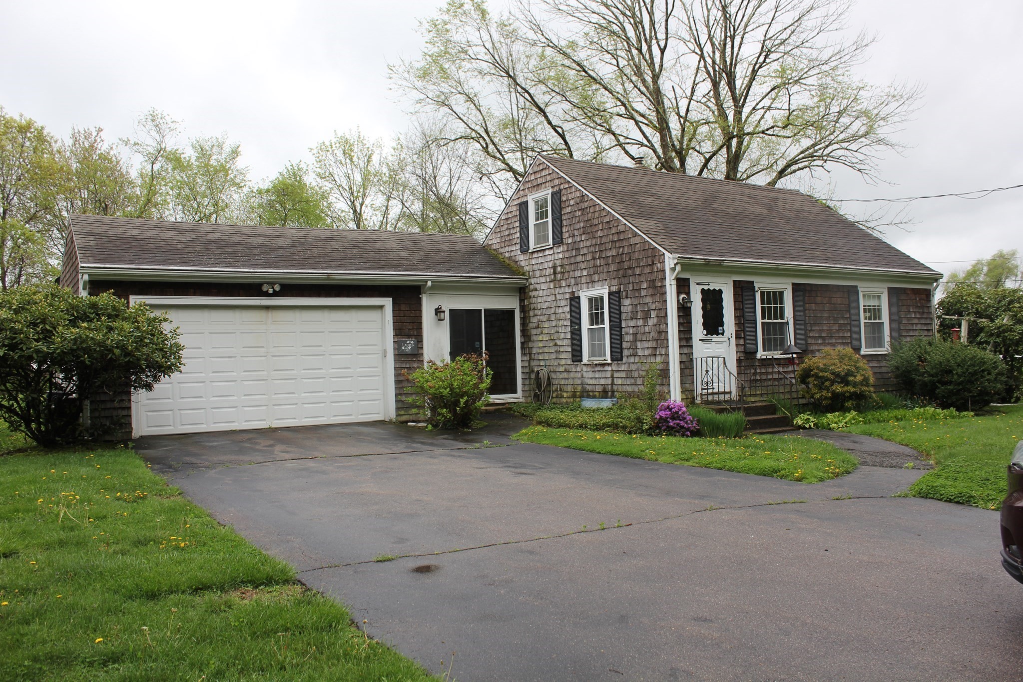 110 High St, Plainville, MA 02762