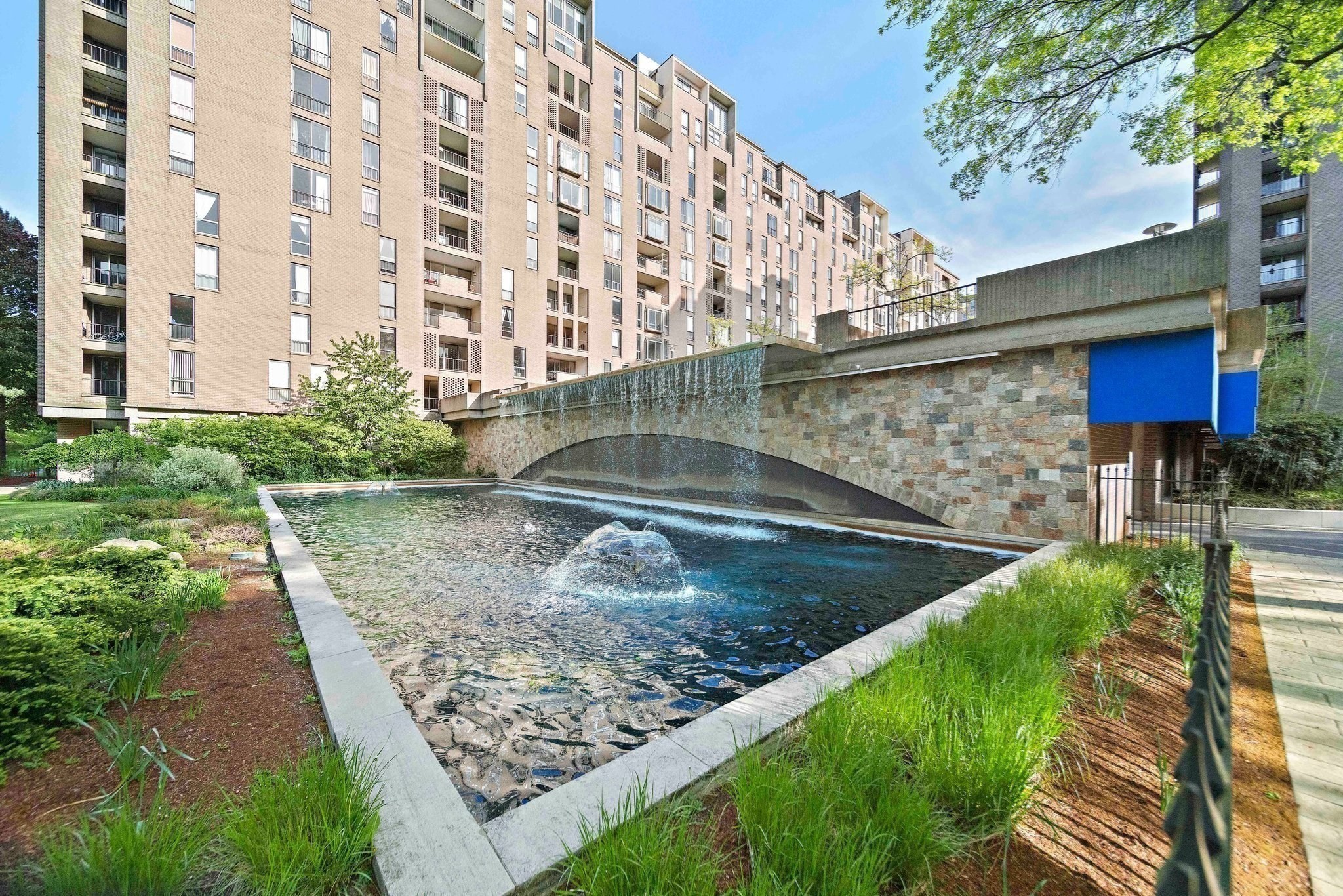 brookline - #73370814