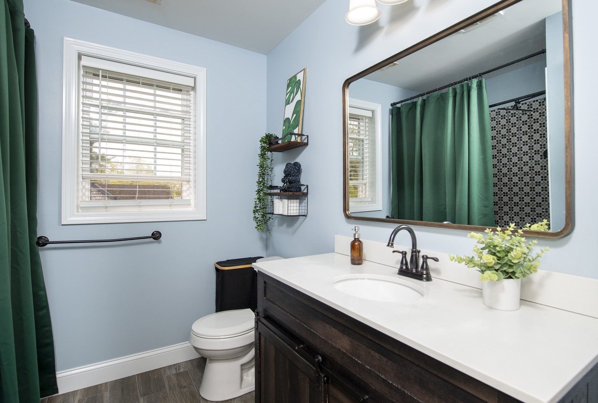 new-bedford - #73371613