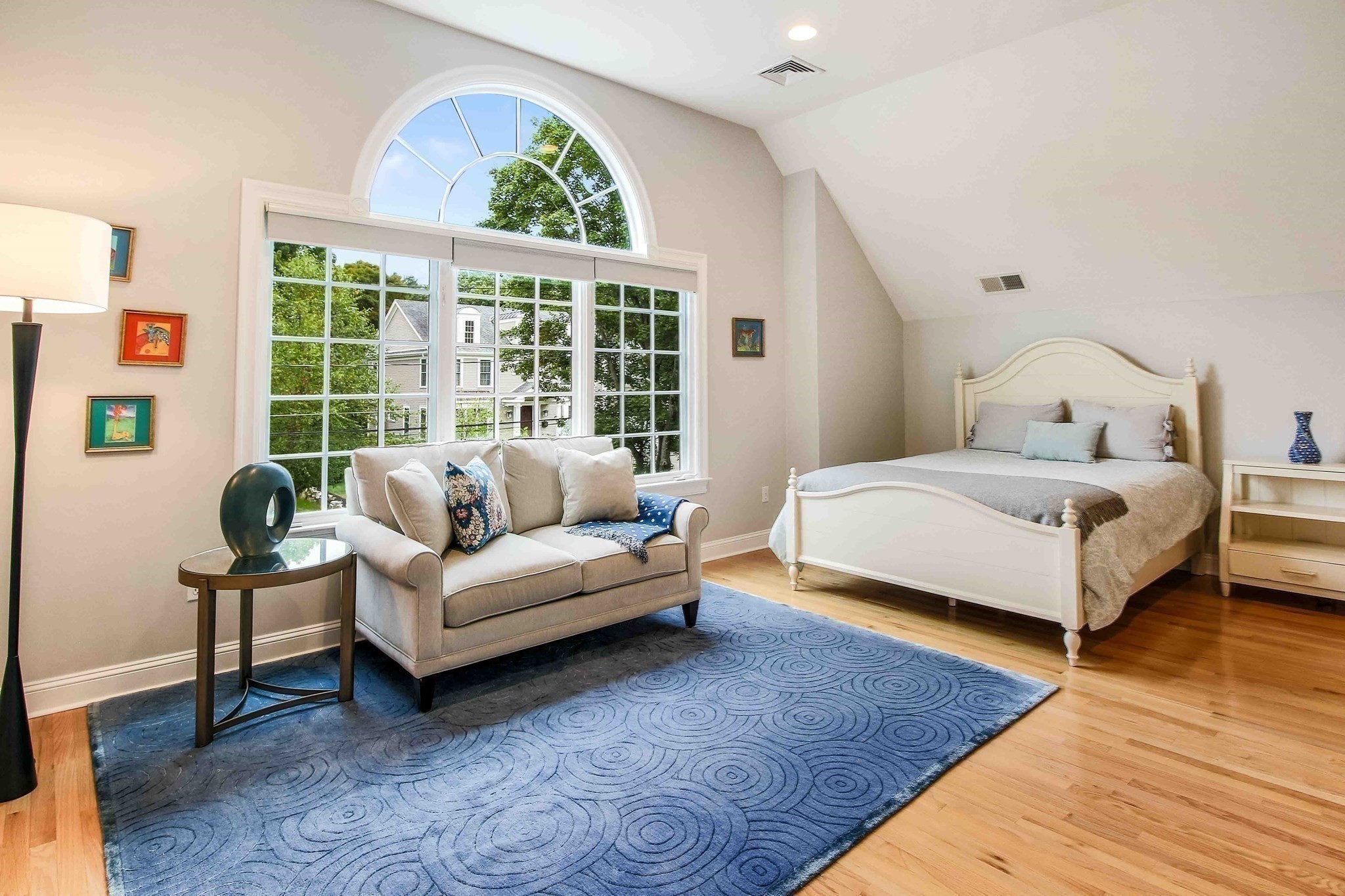 wellesley - #73371708