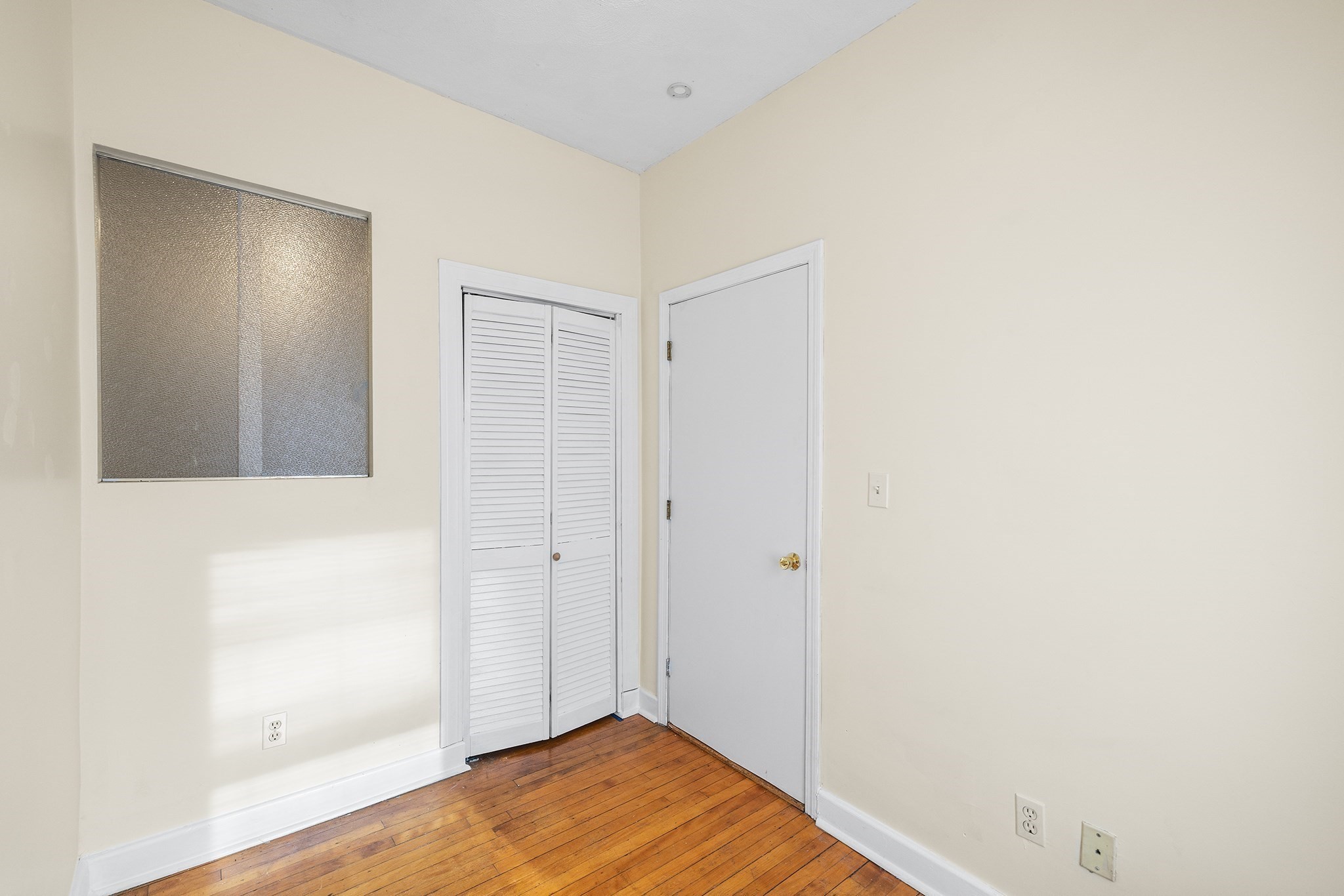 dorchester - #73371711