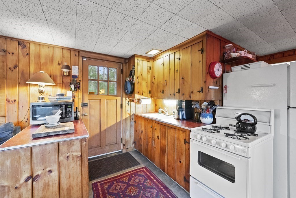 1029 Old Sandwich Rd, Plymouth, MA 02360 - Image 12