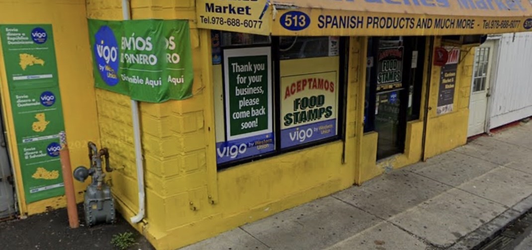 8888888 Grocery Way, Lawrence, MA 01841