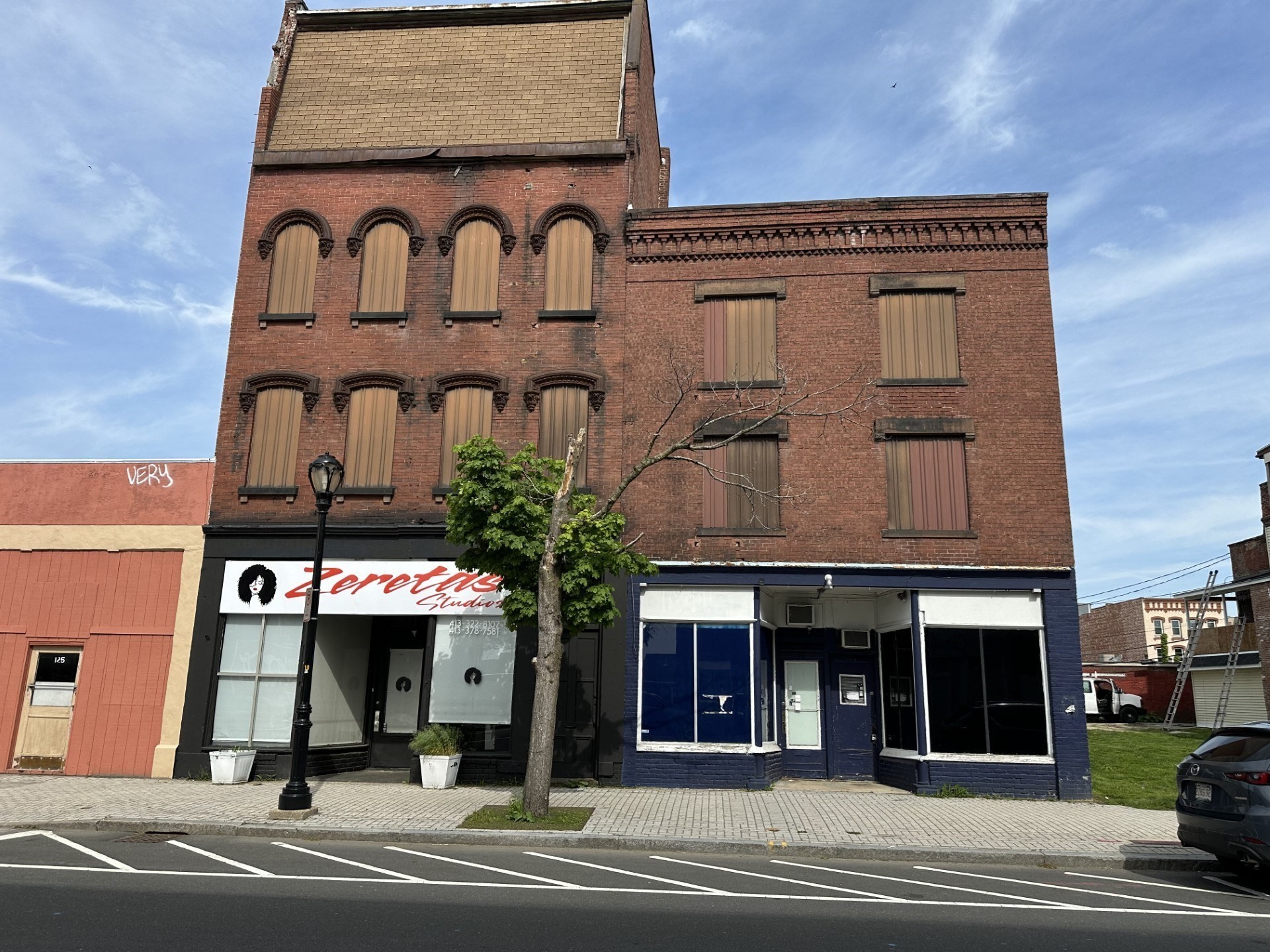 117 High St, Holyoke, MA 01040 - Image 1